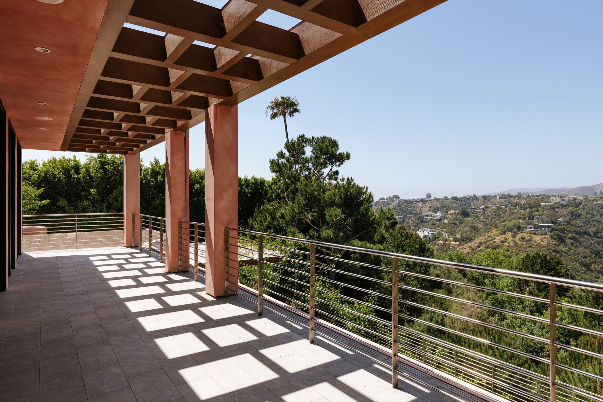 1111 Bel Air Pl