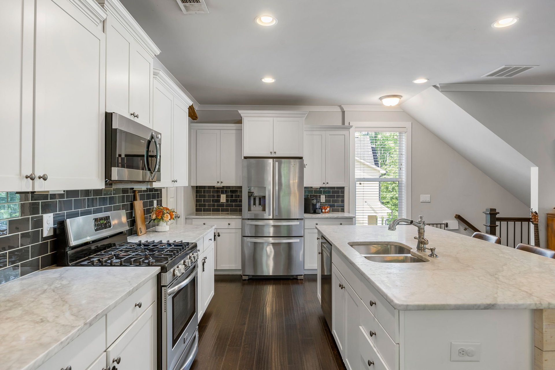 2136 Oak Knob Drive, Decatur, Georgia 30032