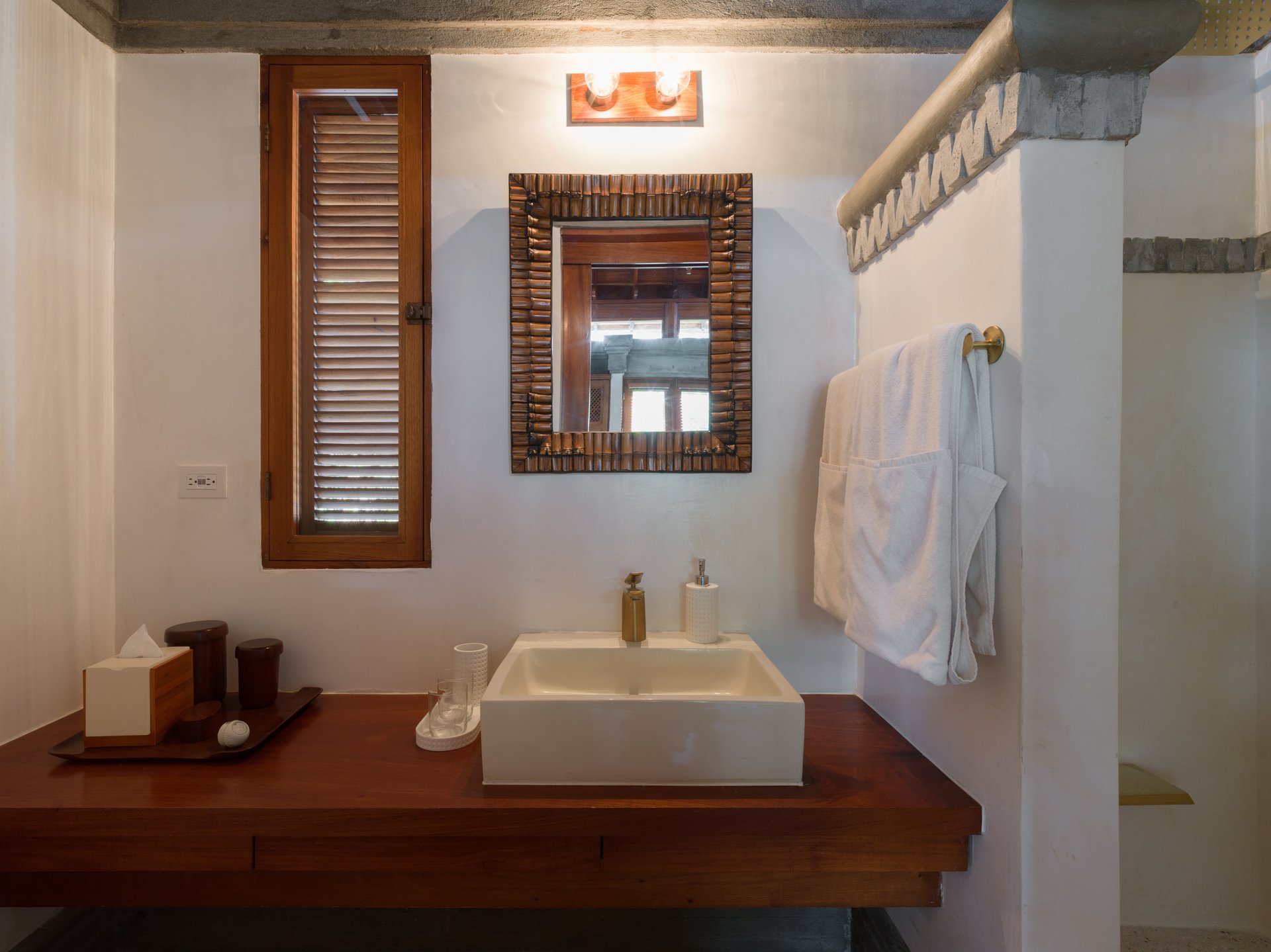 Villa Serena | Oceanfront Luxury in Playa Langosta
