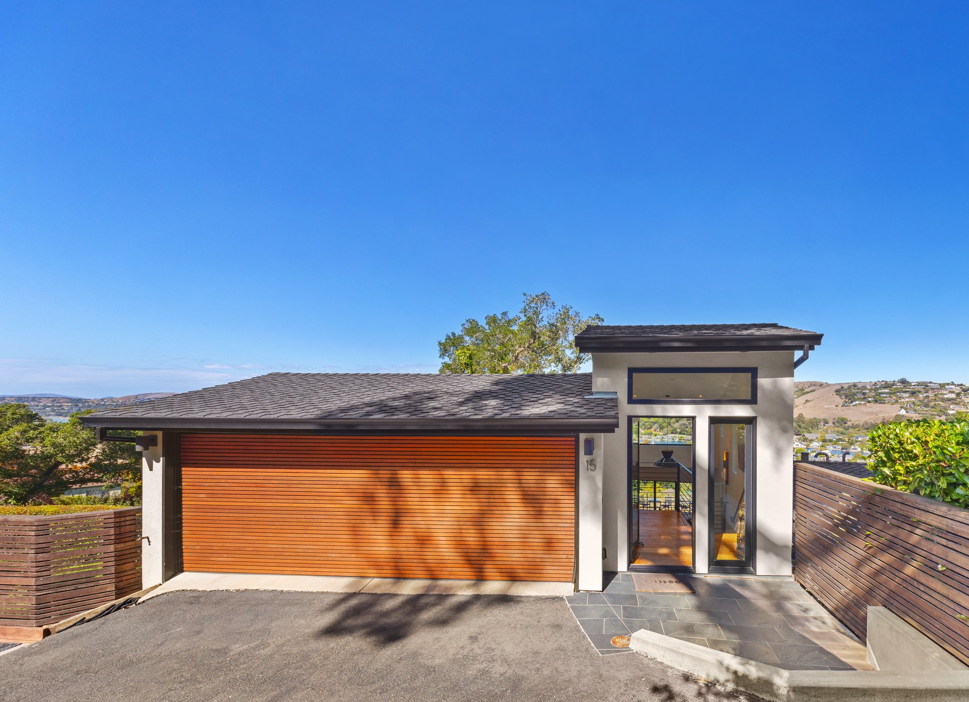 Contemporary Gem on Belvedere Island