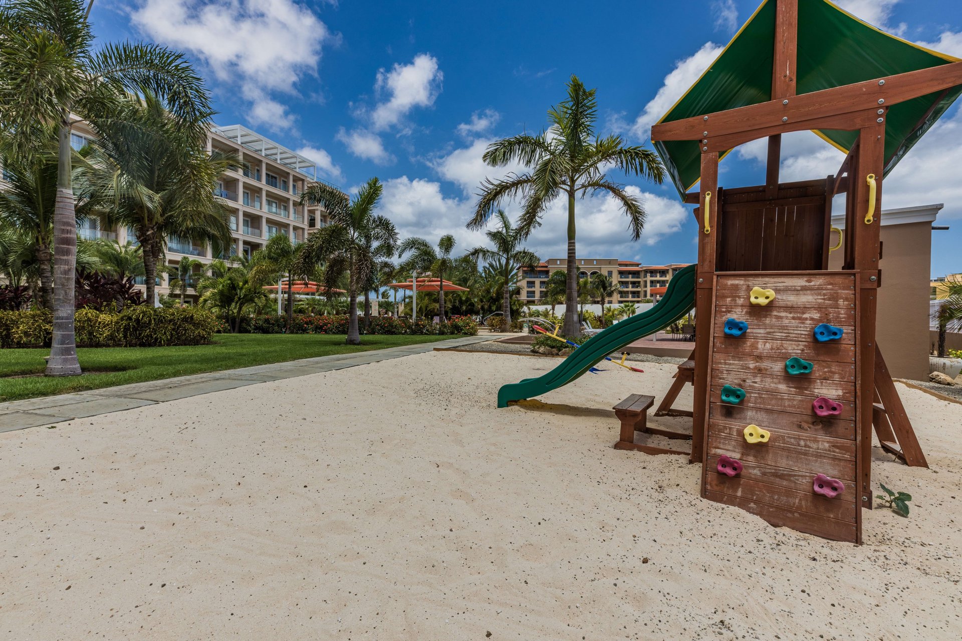 Le Vent Condominium Unit 207