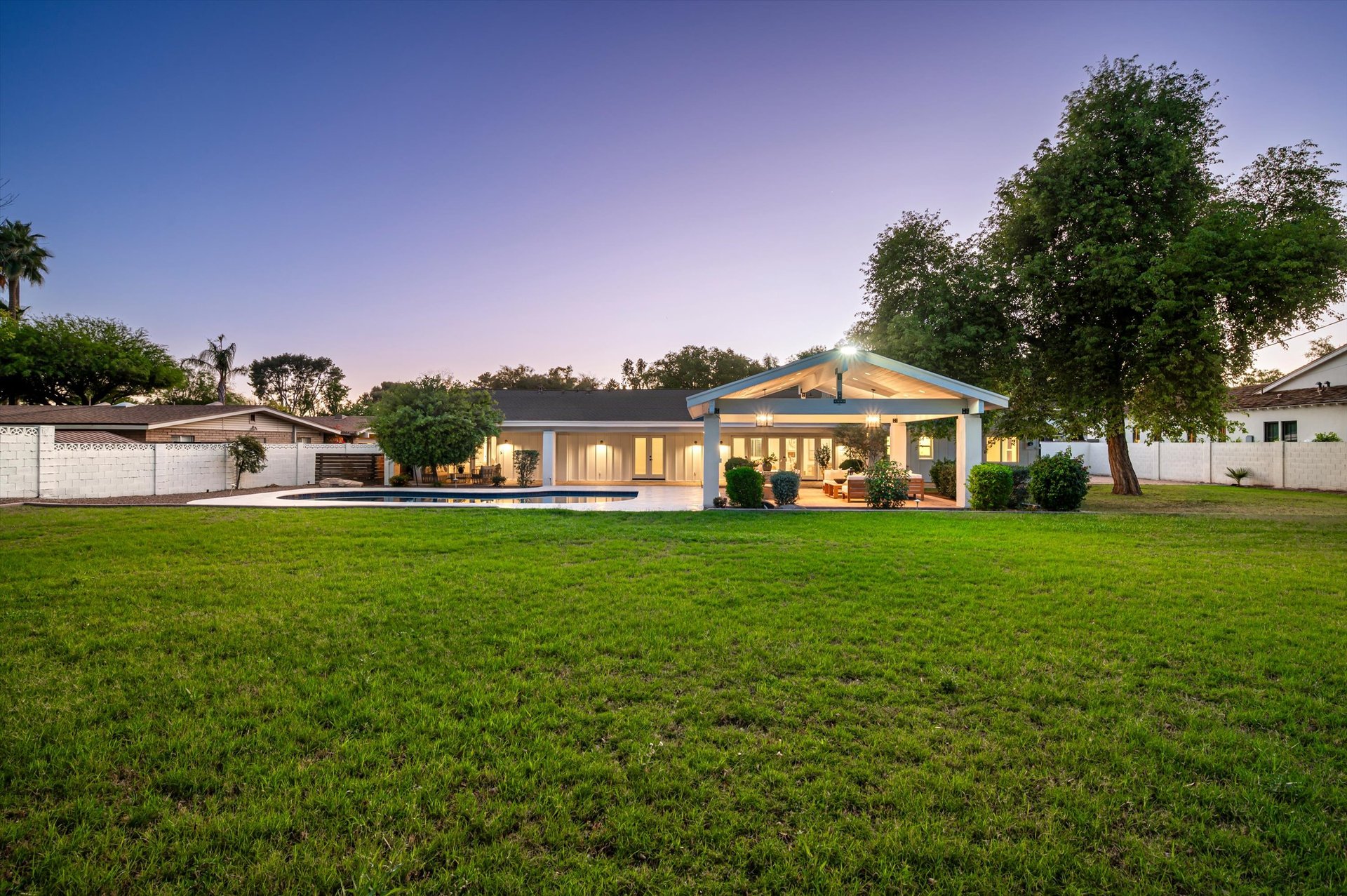 3131 N 53RD Place