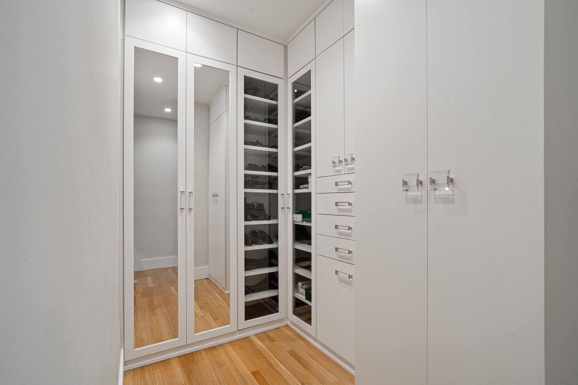 2100 Pacific Avenue # 3B