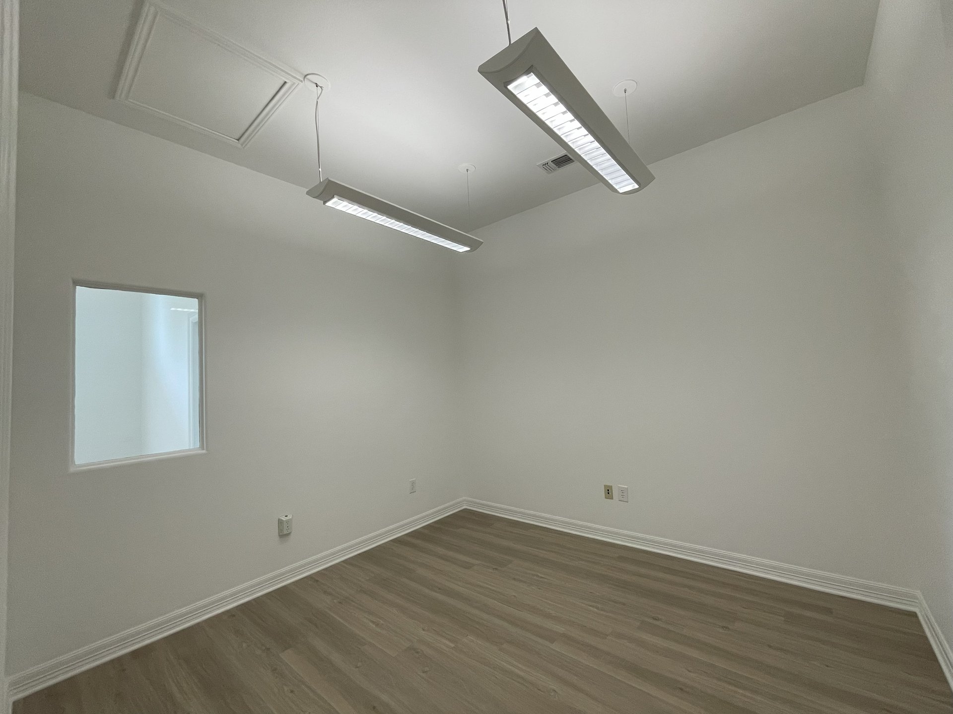Scenic Loop Business Park | JUST LEASED
