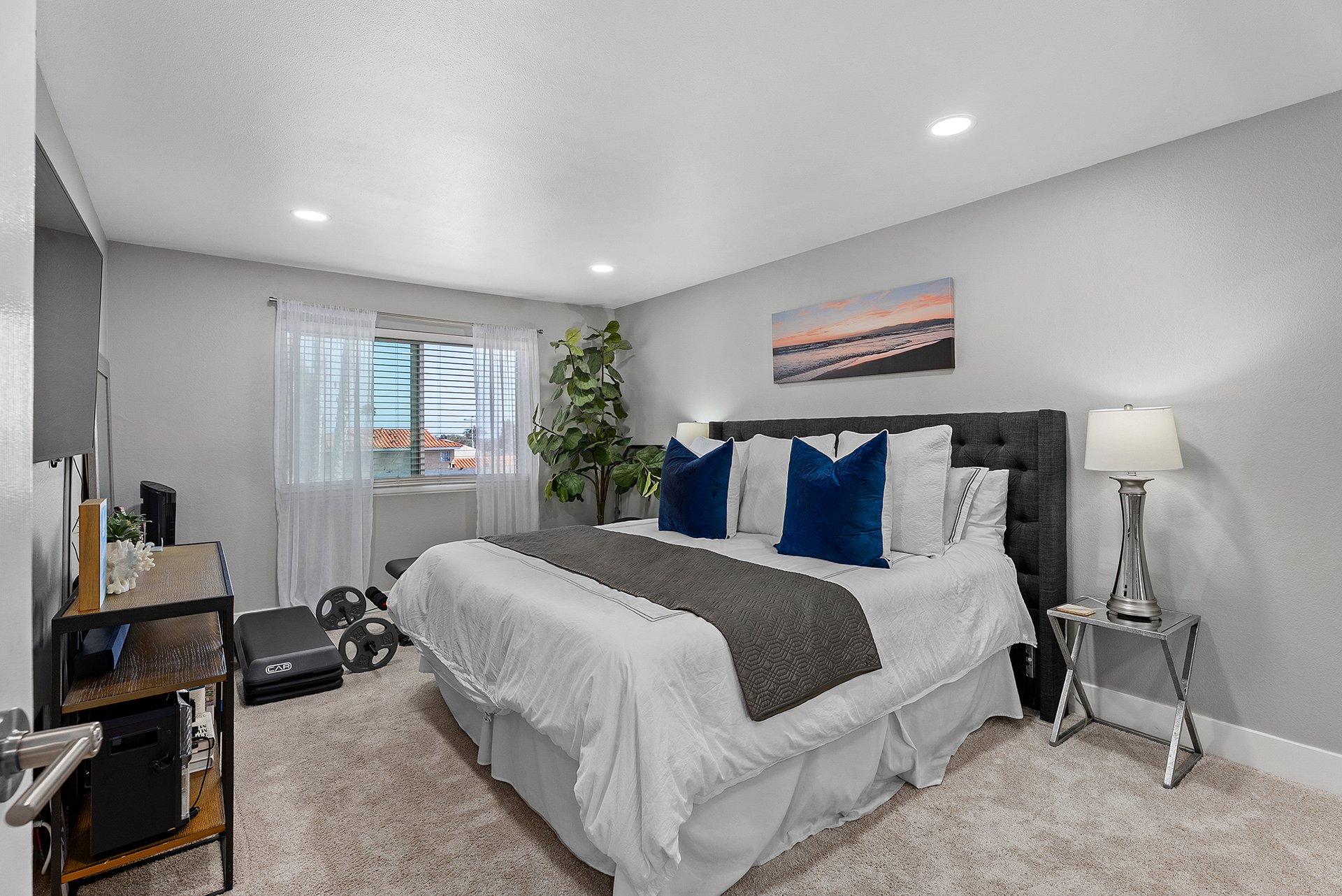2501 S El Camino Real 217