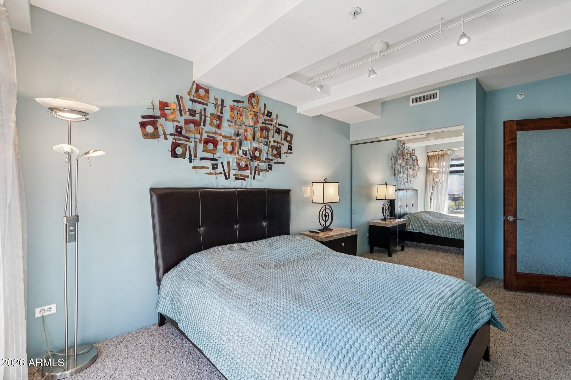 7157 E Rancho Vista Dr, #4006
