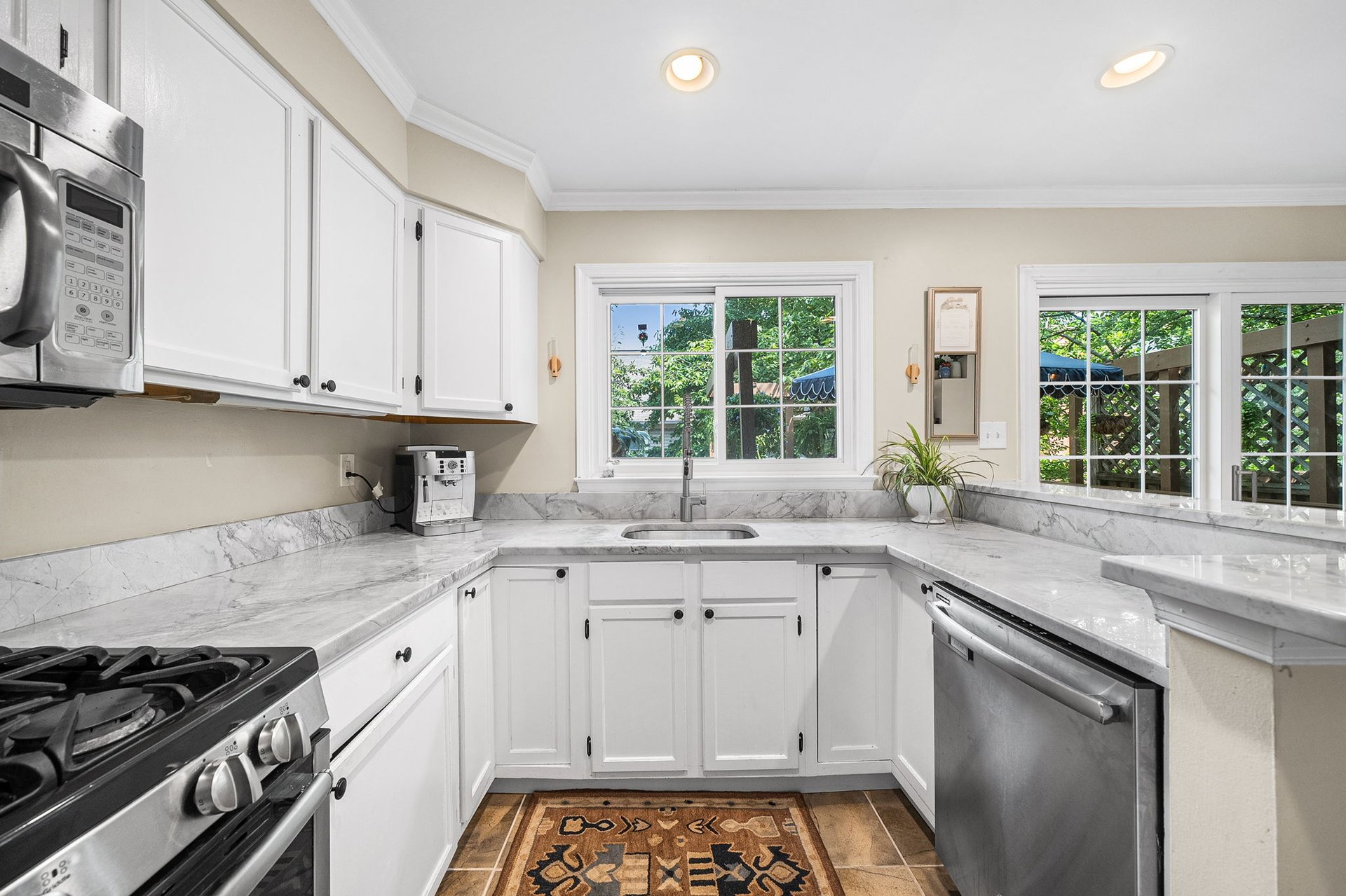 1258 Quaker Hill Dr.