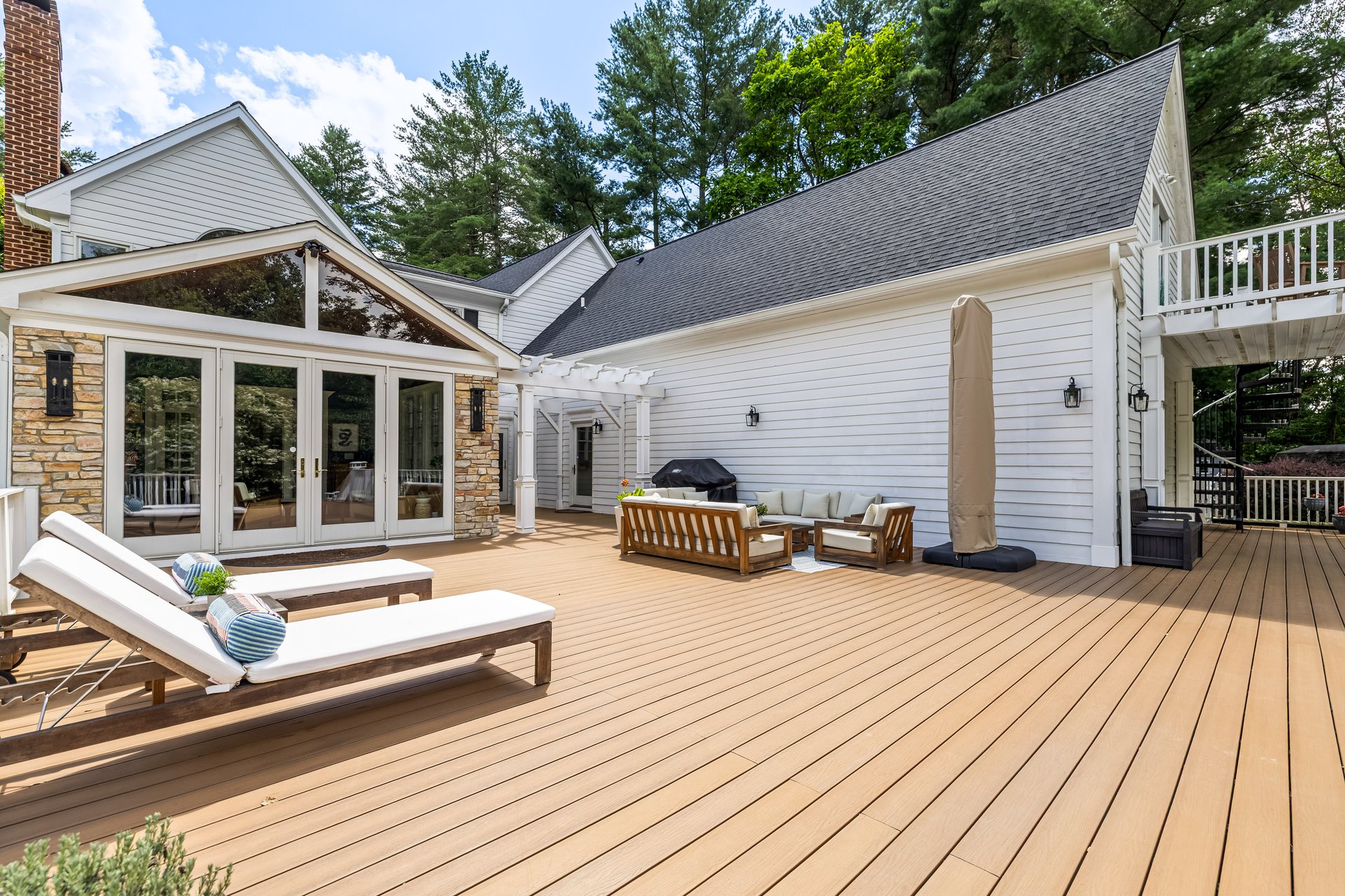 Waterford Colonial