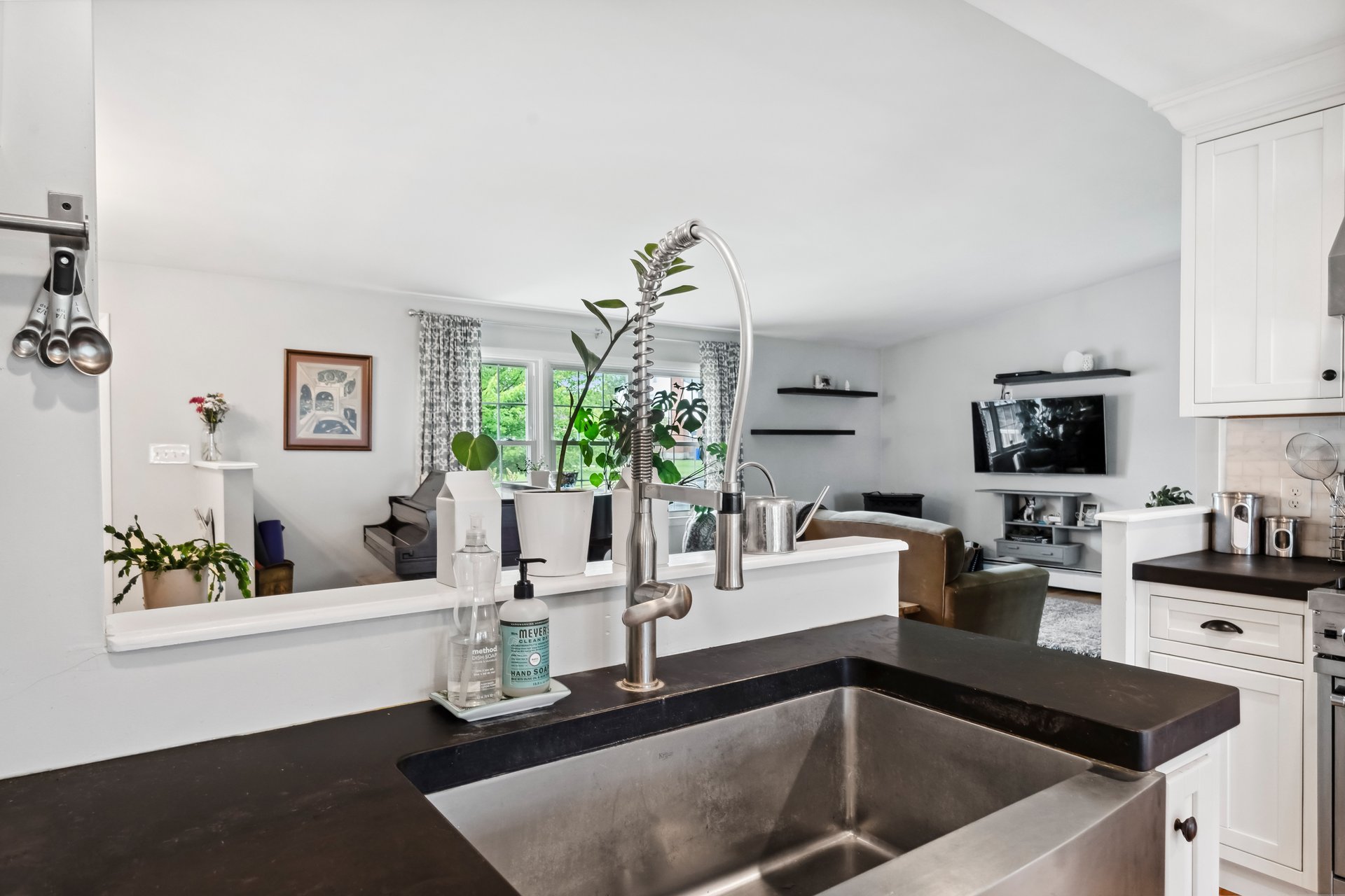 347 Barrett Road