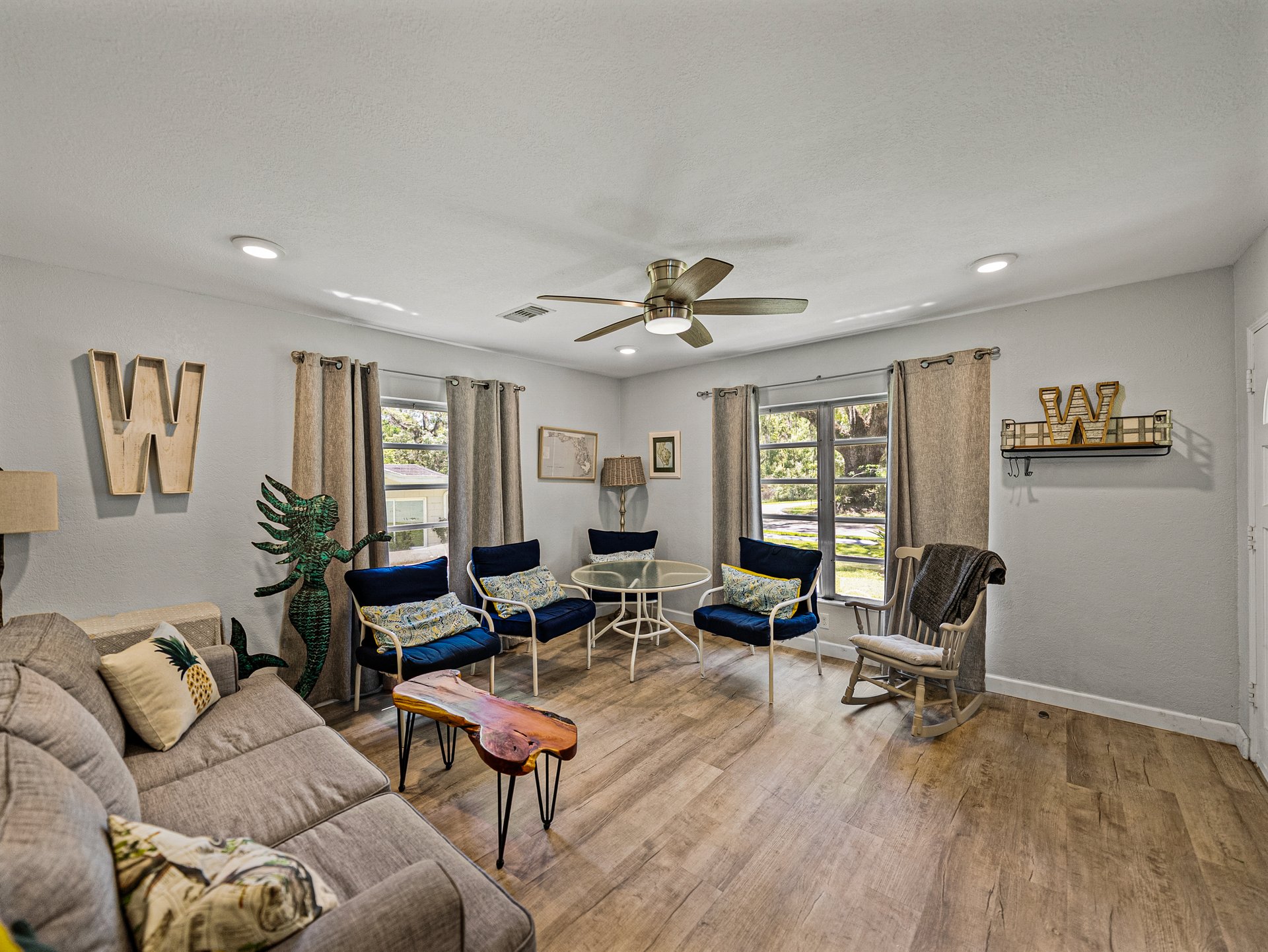 131 OAK PARK AVE