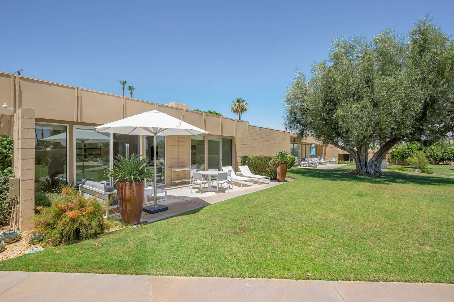 The Sandpiper House