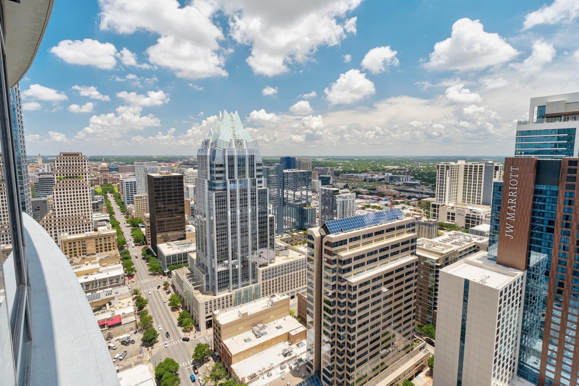 200 Congress Avenue #37H