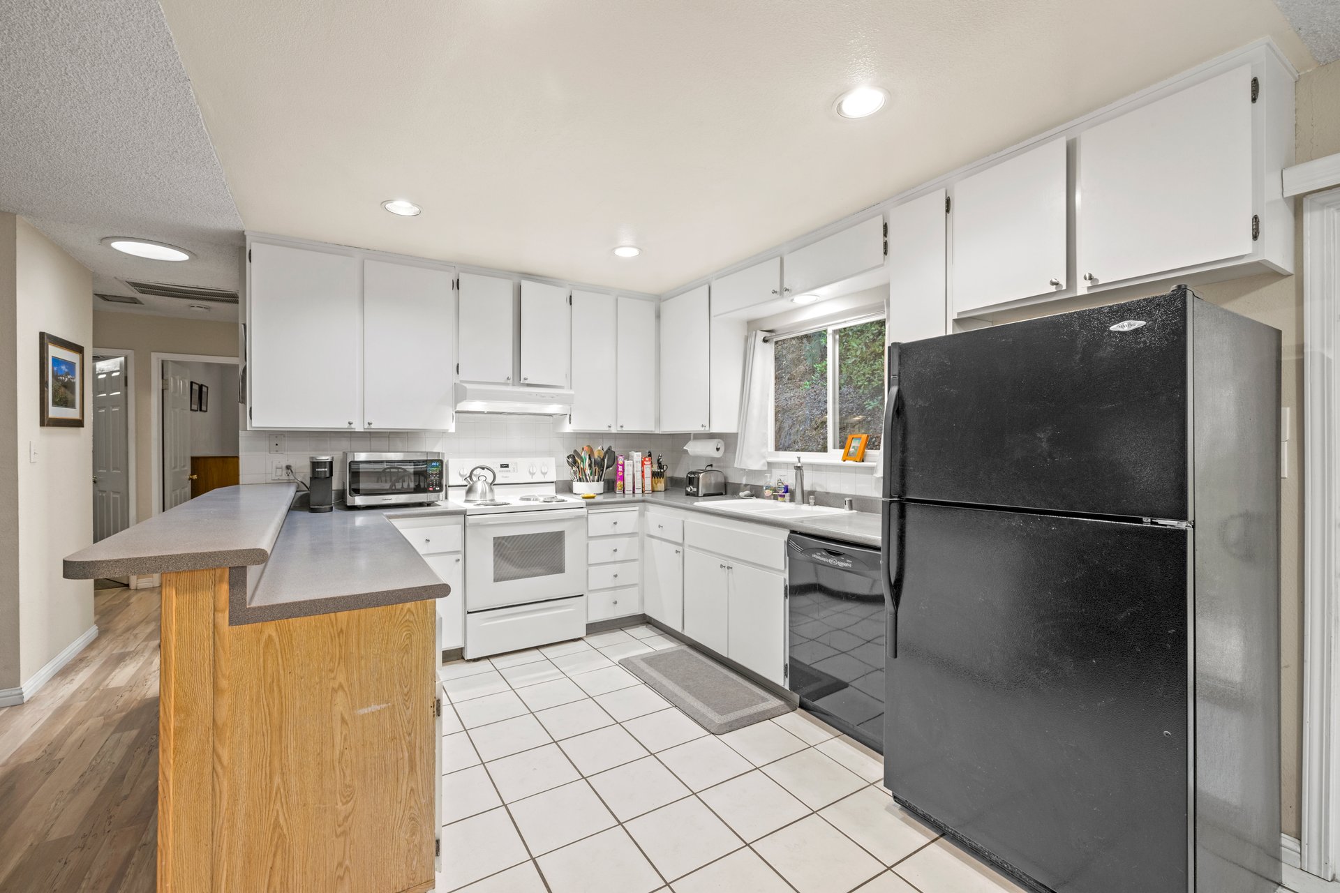 2930 Weswin Court
