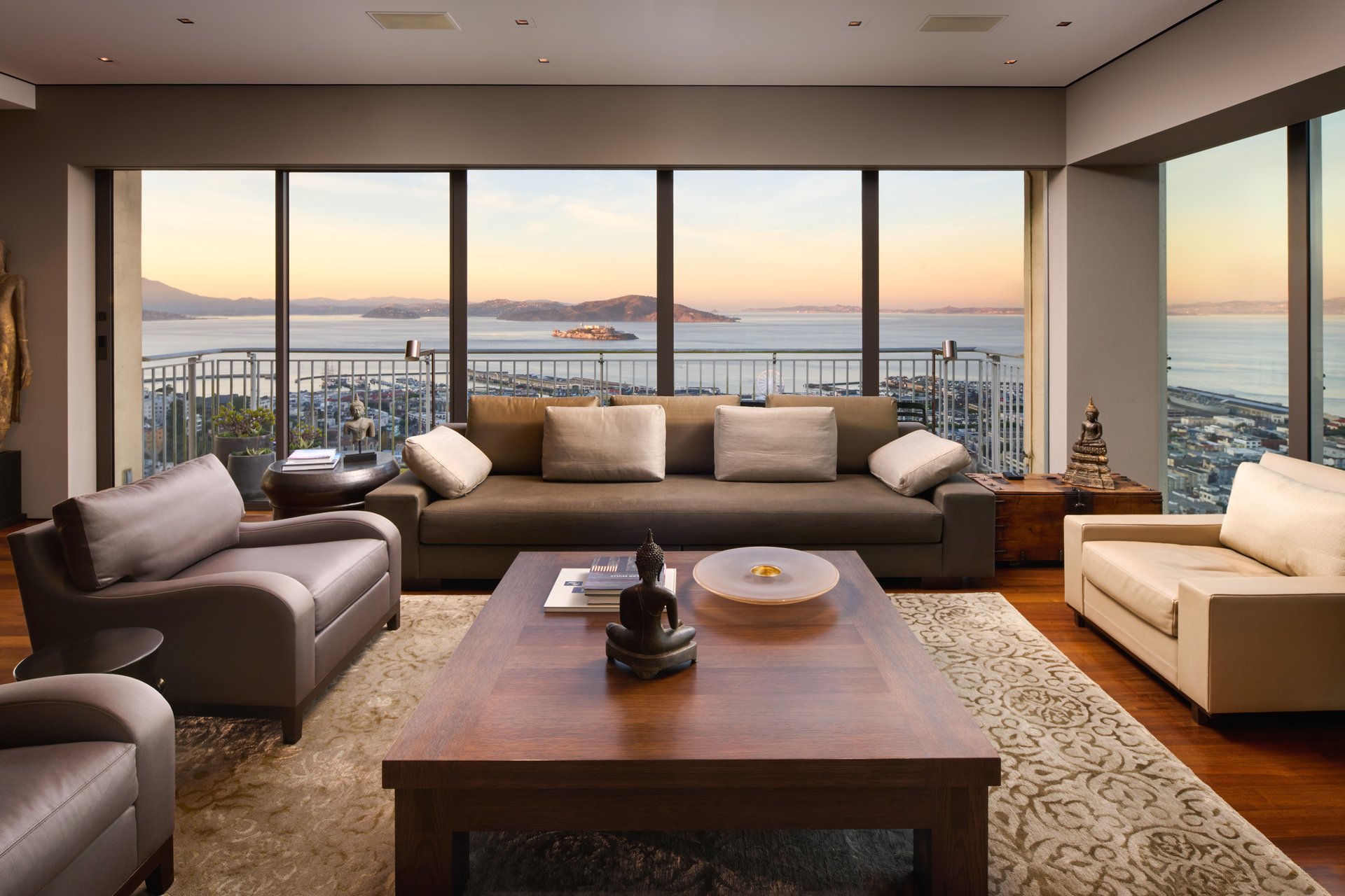 Architectural Perfection atop Russian Hill
