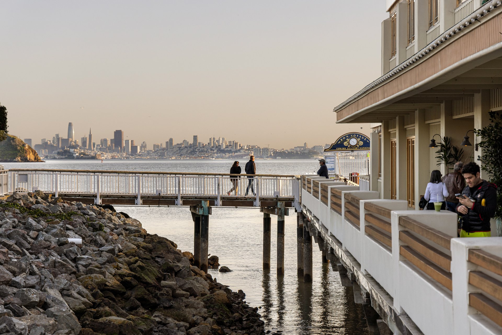 Luxury Condo with Sweeping Bay Views