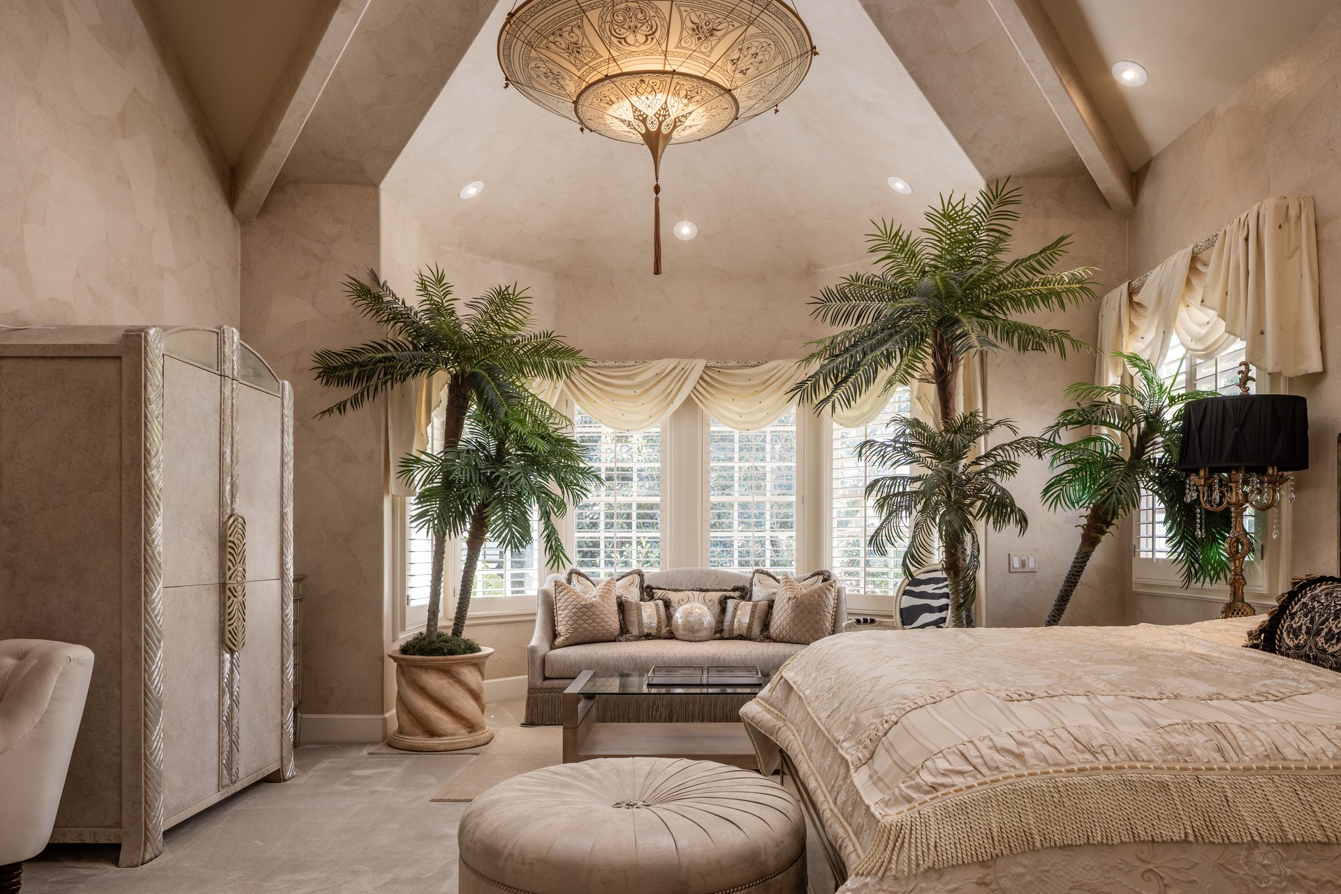 3 Weybridge Court