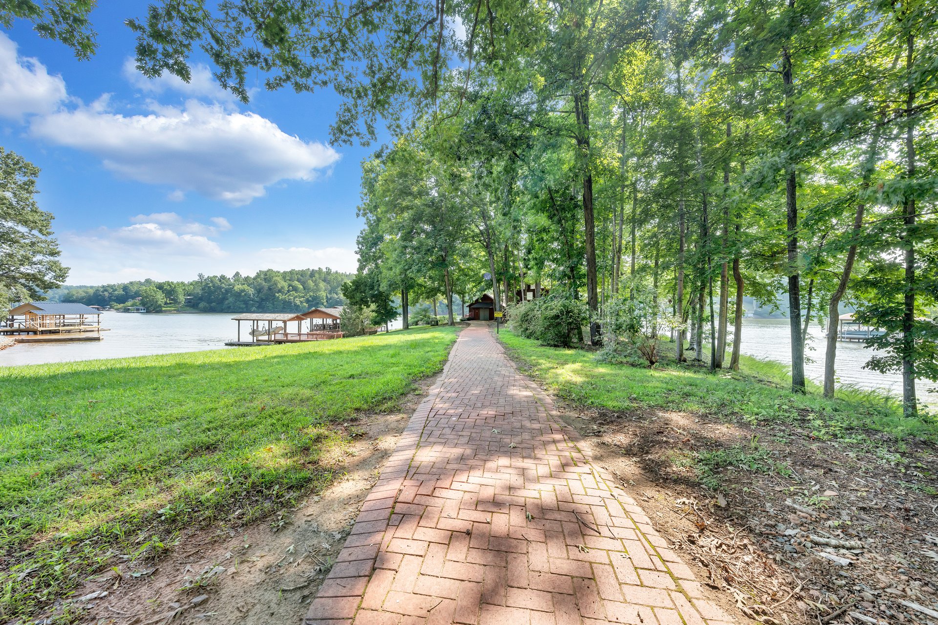 103 Crestview Road