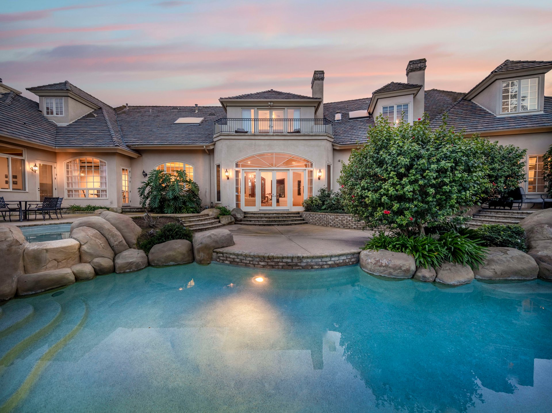 THE ICONIC FAIRBANKS RANCH LIFESTYLE