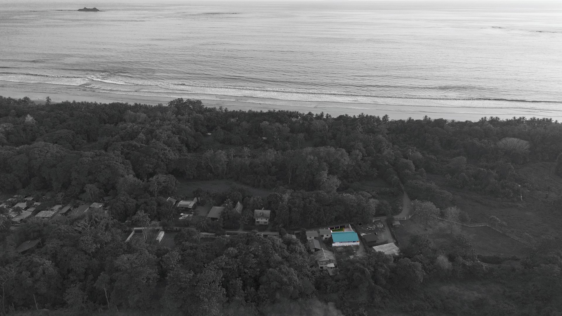 Modern Coastal Luxury: New 3-Bedroom Home Steps from South Pacific Beach