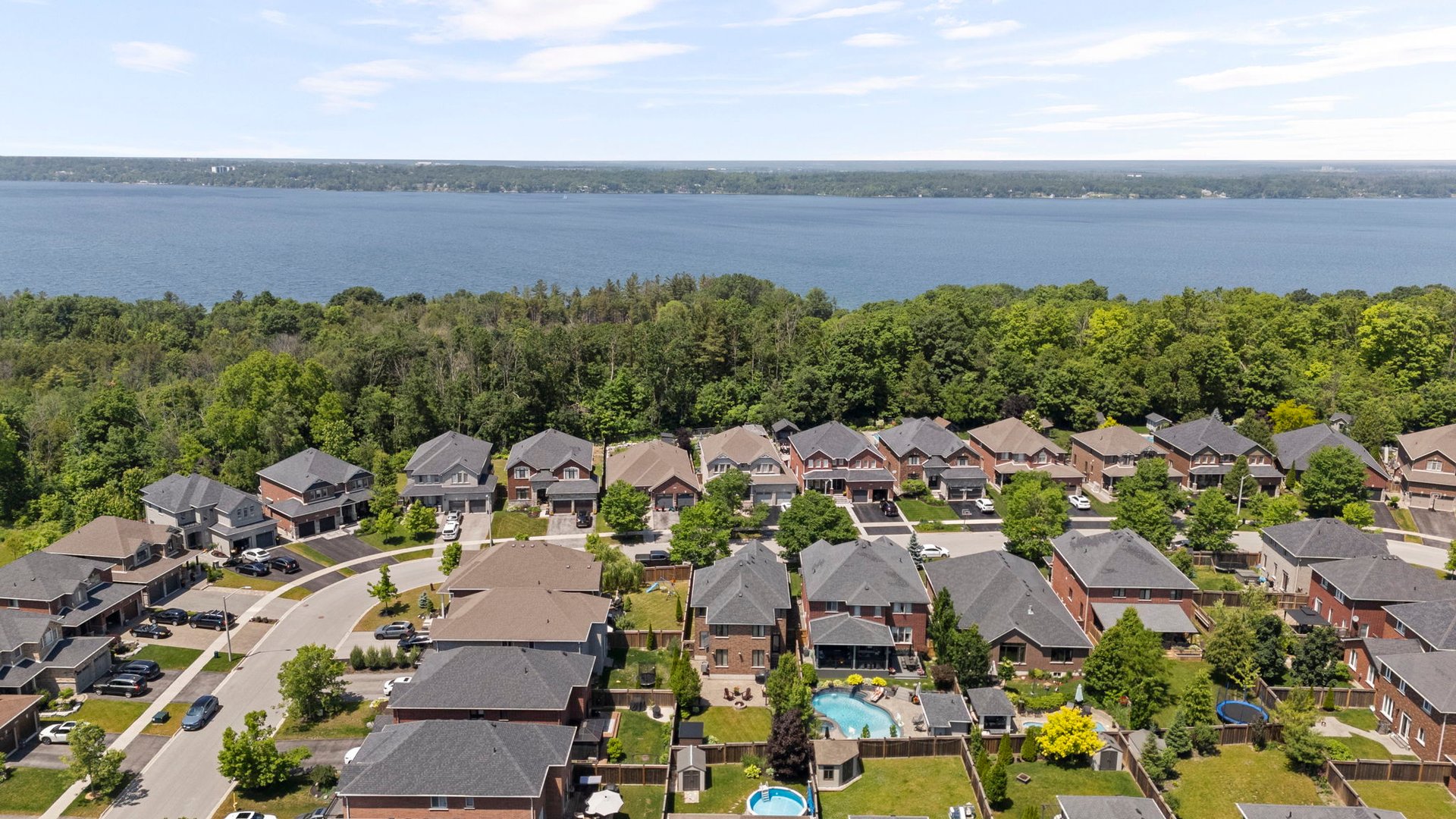 120 Jewel House Lane, Barrie