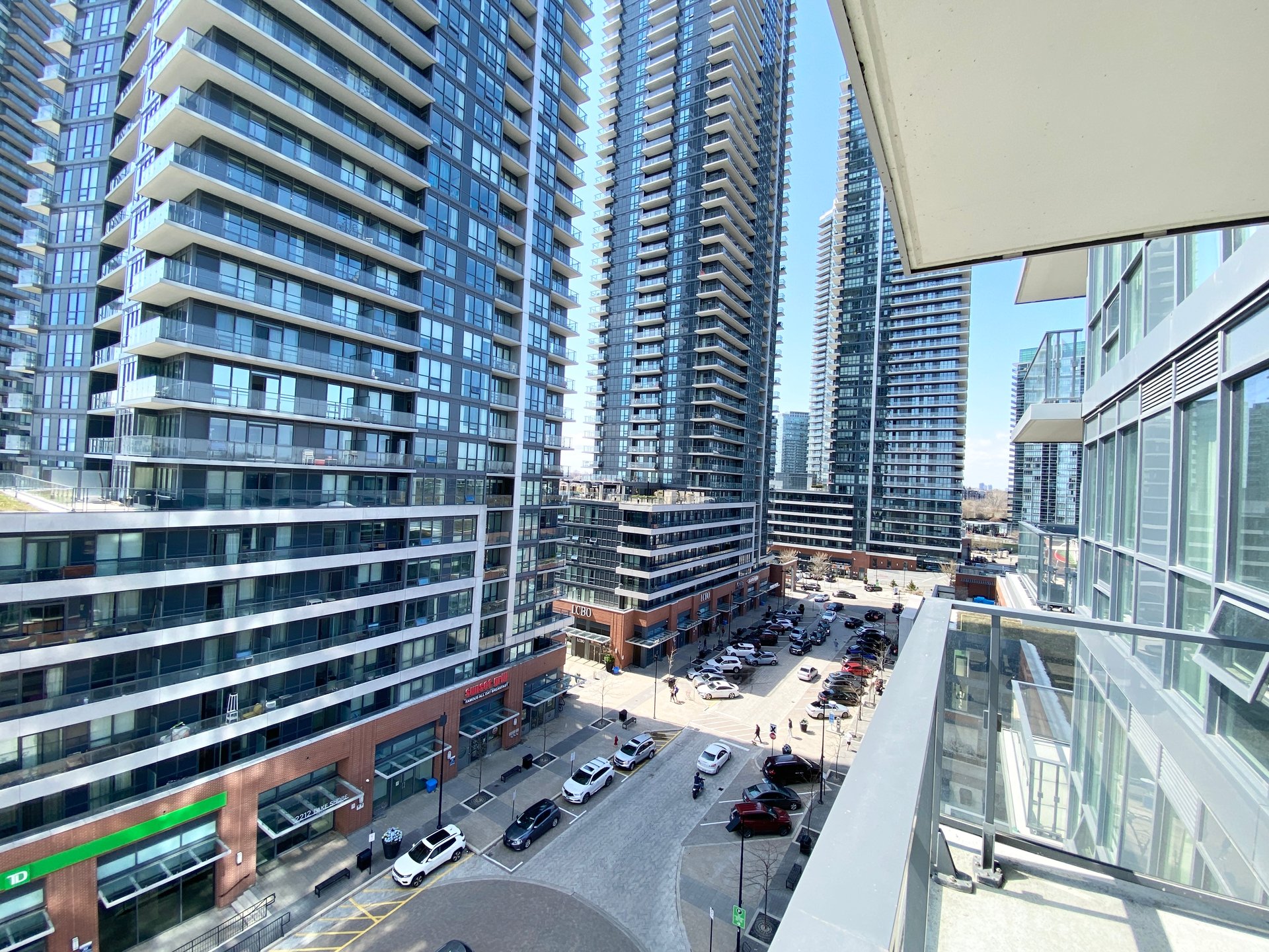 2200 Lake Shore Boulevard Unit: 903