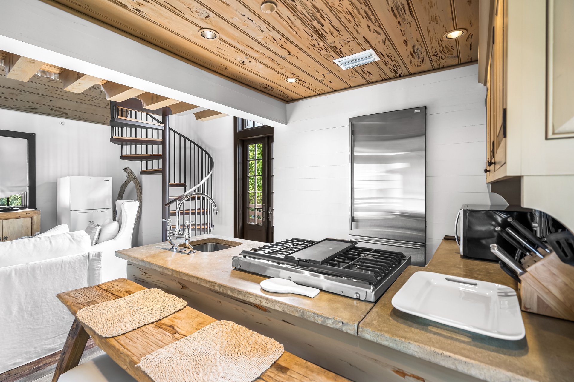 Exclusive Off-Market Luxury Home in Rosemary Beach – 10 N Spanish Town Ln