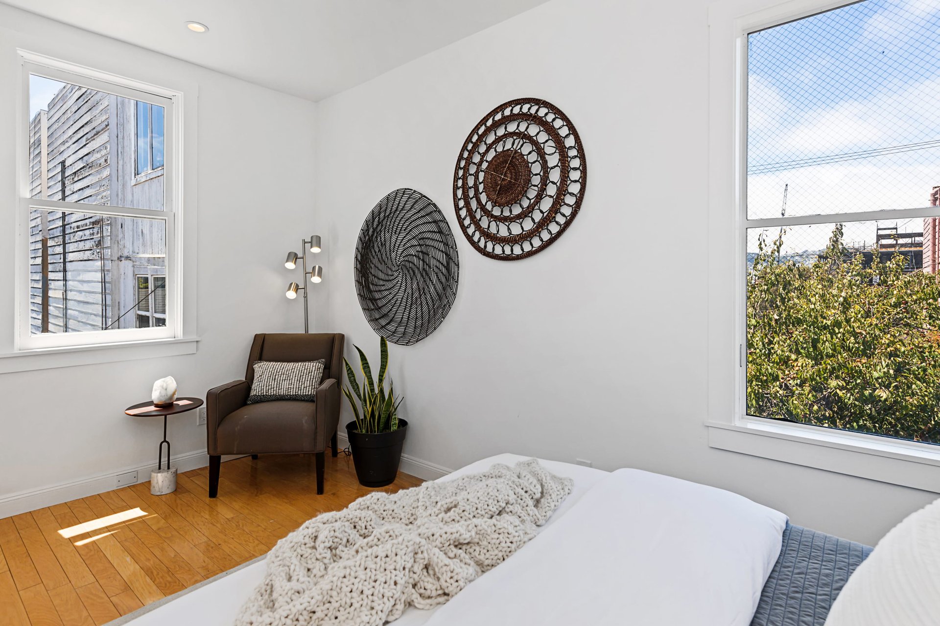  Chic House-like Condo on Potrero Hill 