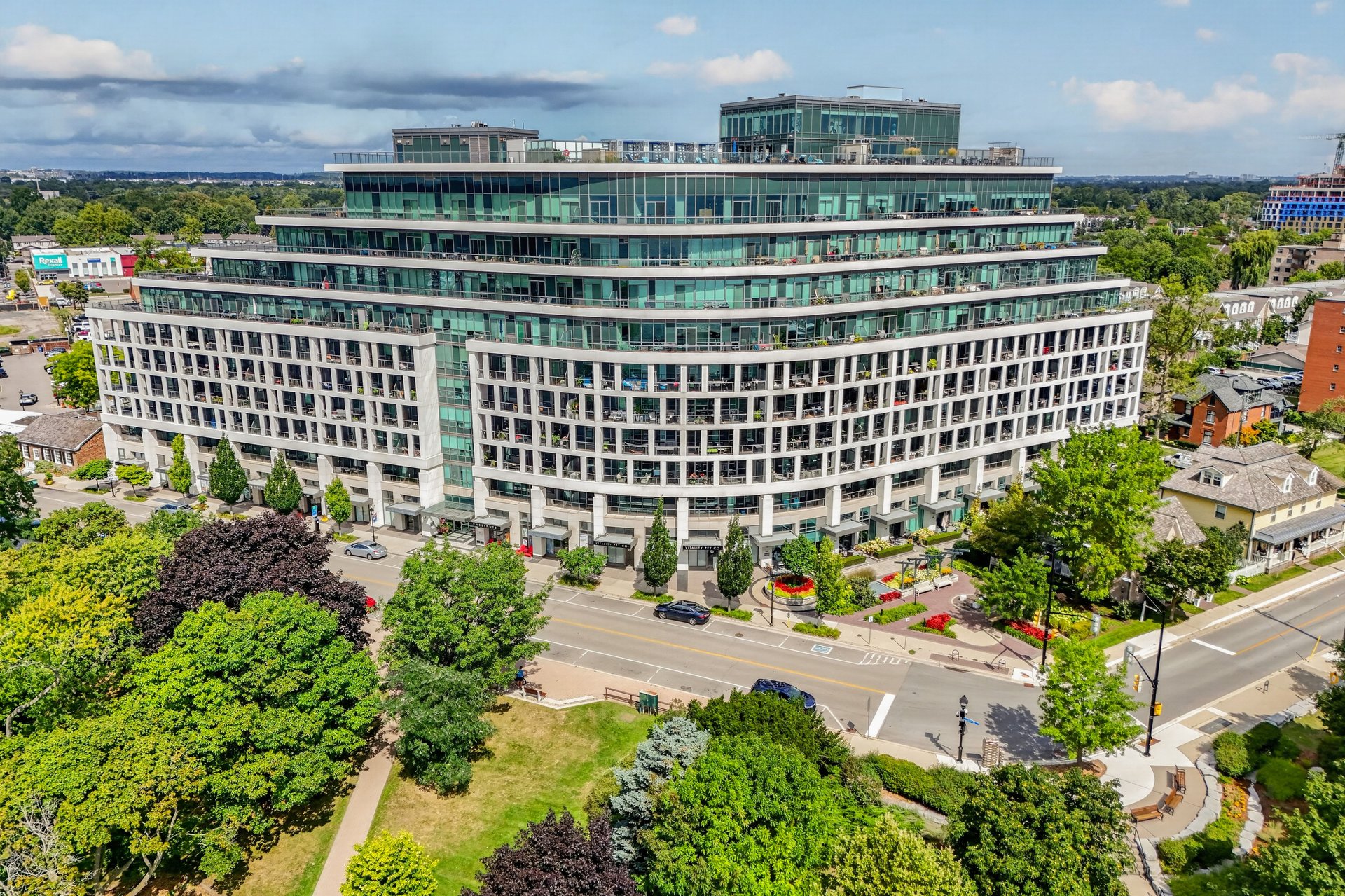 808-11 Bronte Road, Oakville