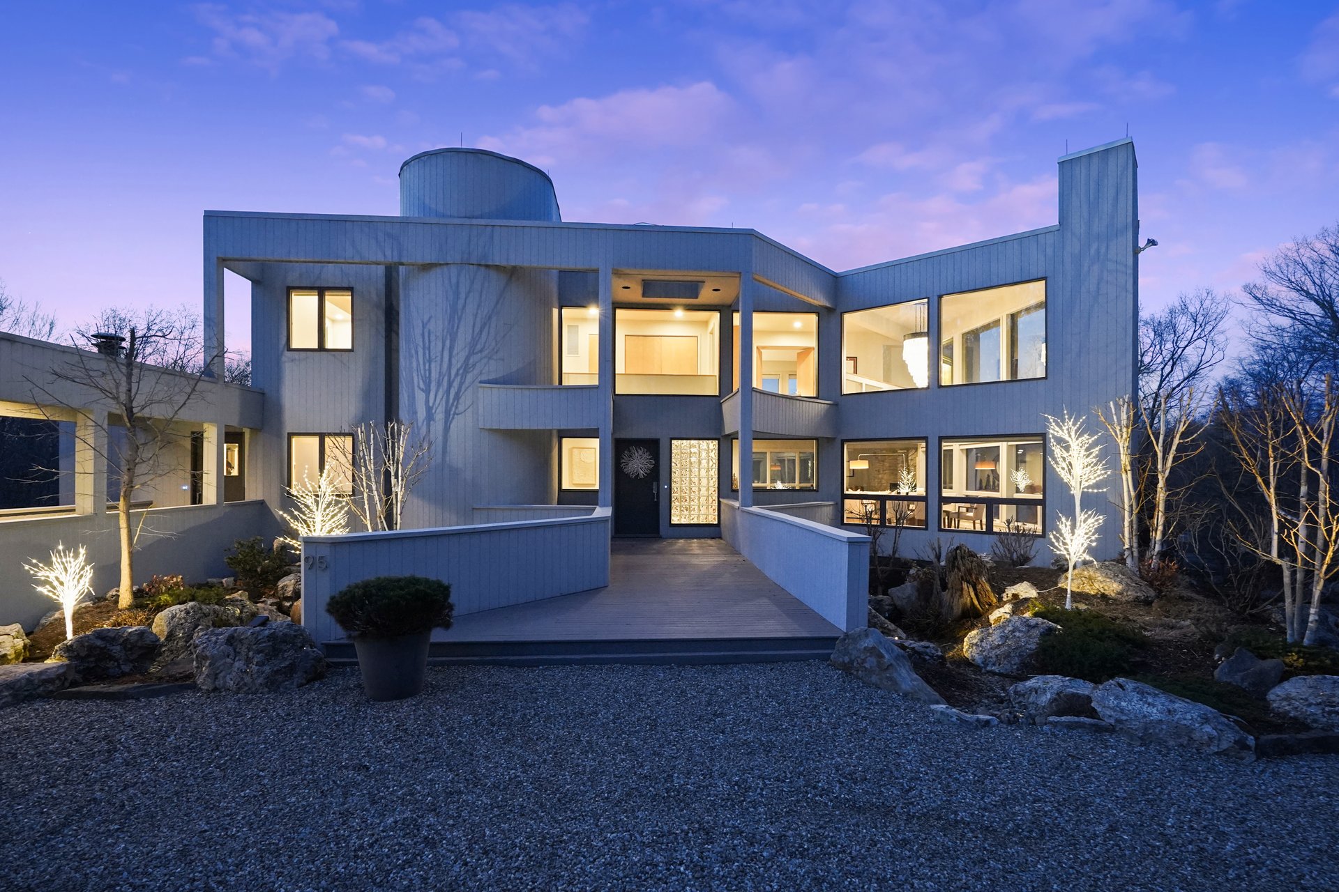 95 Oliver Road