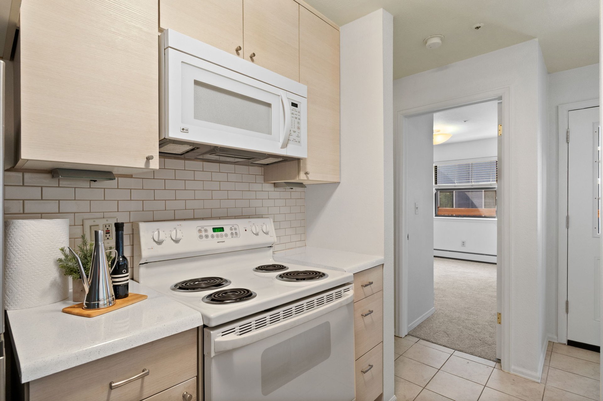 3025 Broadway Street Unit: 2