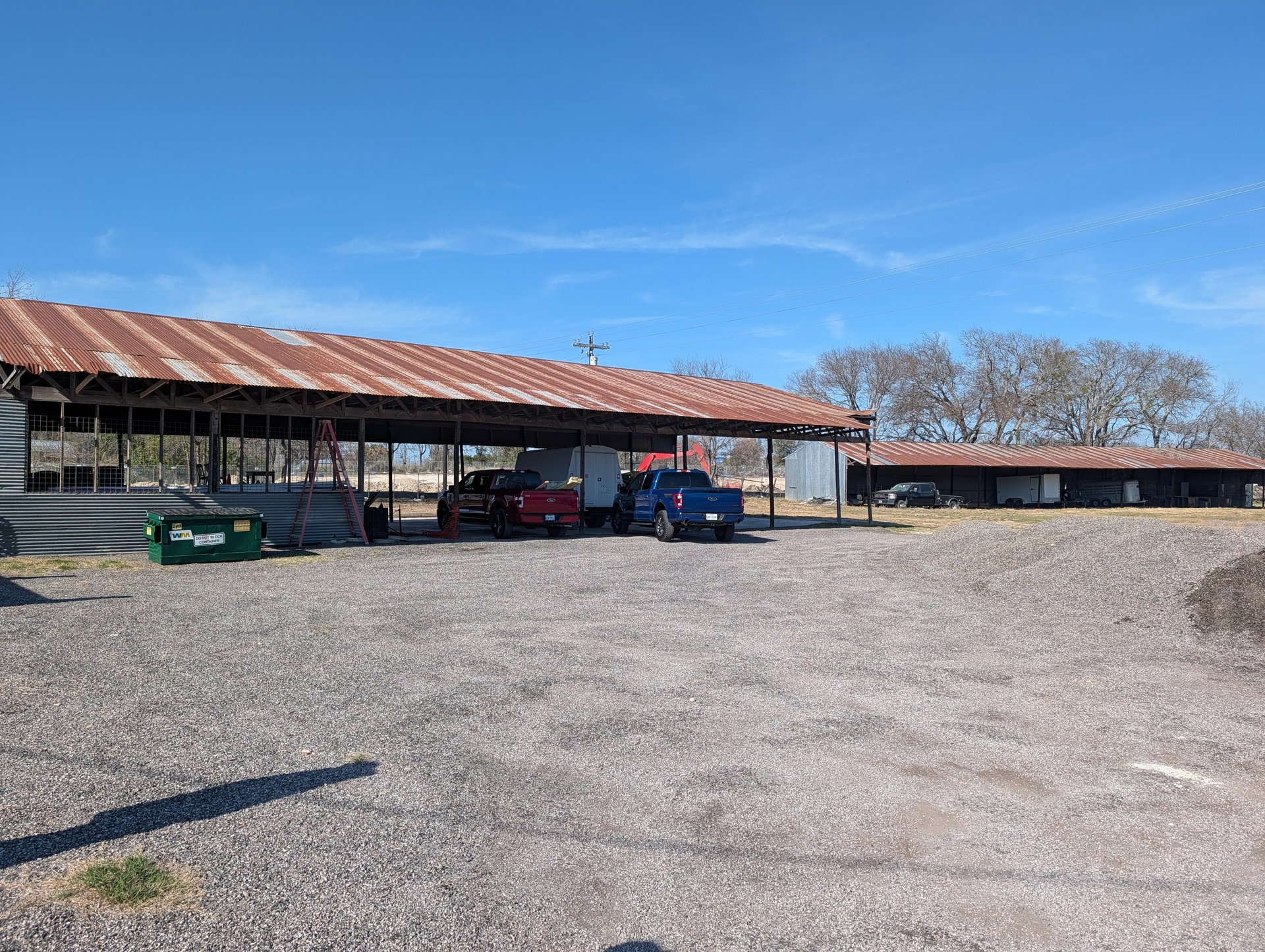2913 S Hwy 36