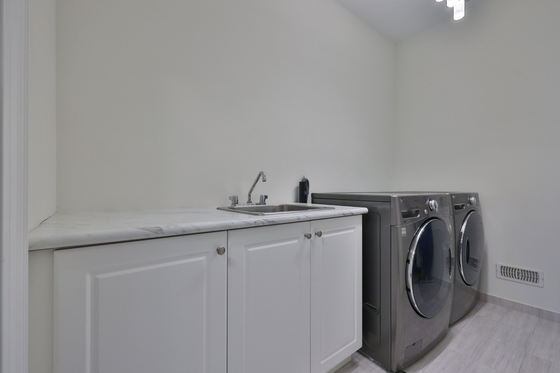 3191 Daniel Way, Oakville