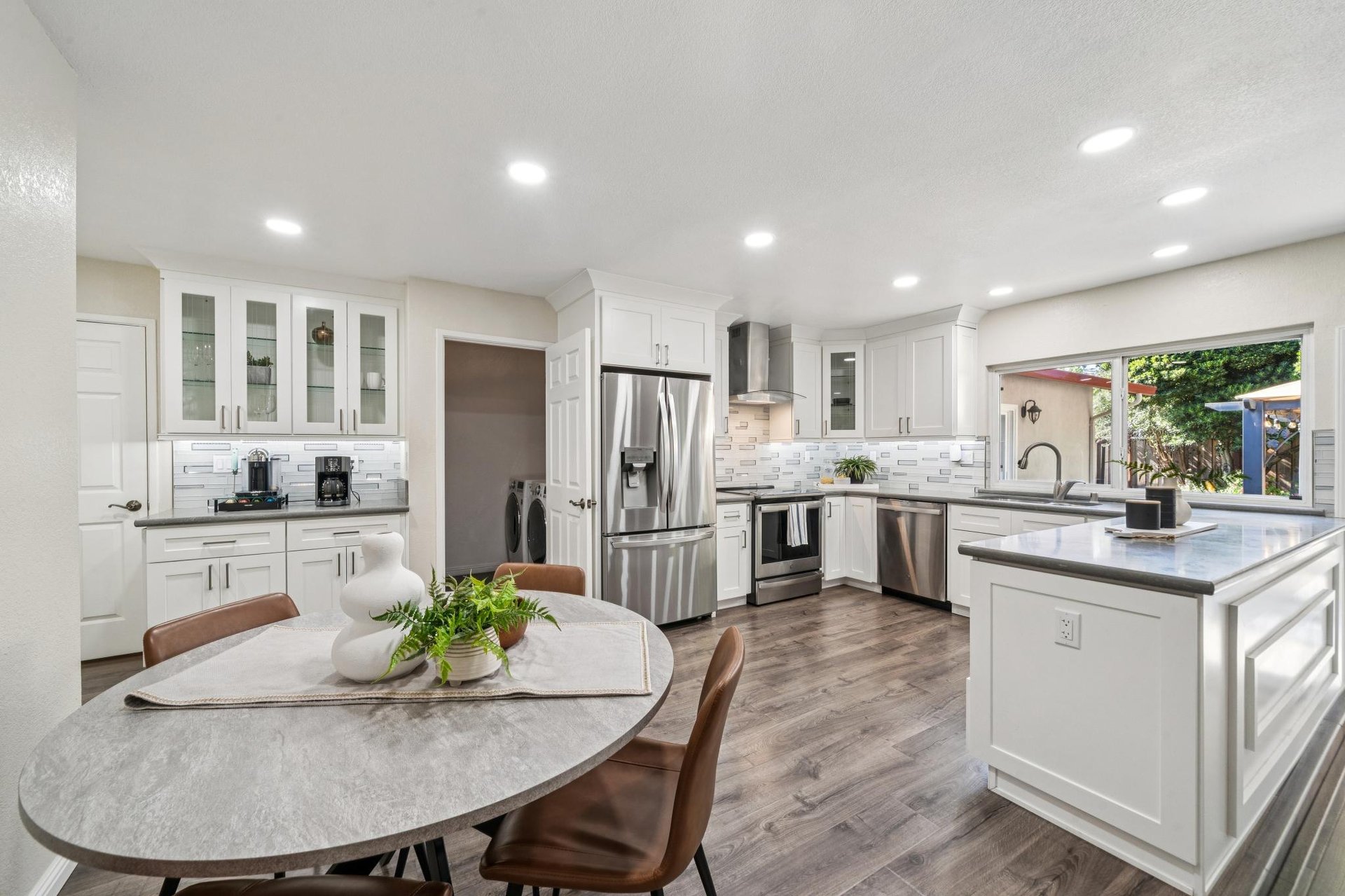 7403 Hillsdale Dr, West Pleasanton