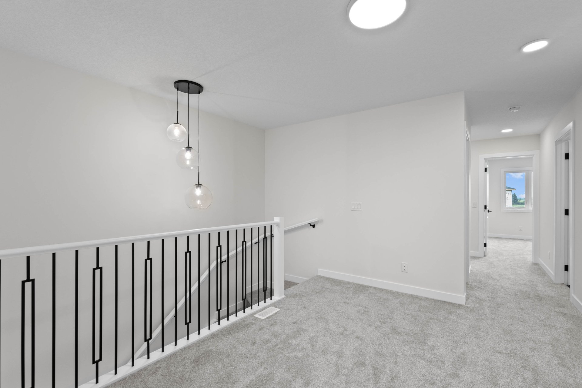 175 Belvedere Crescent SE