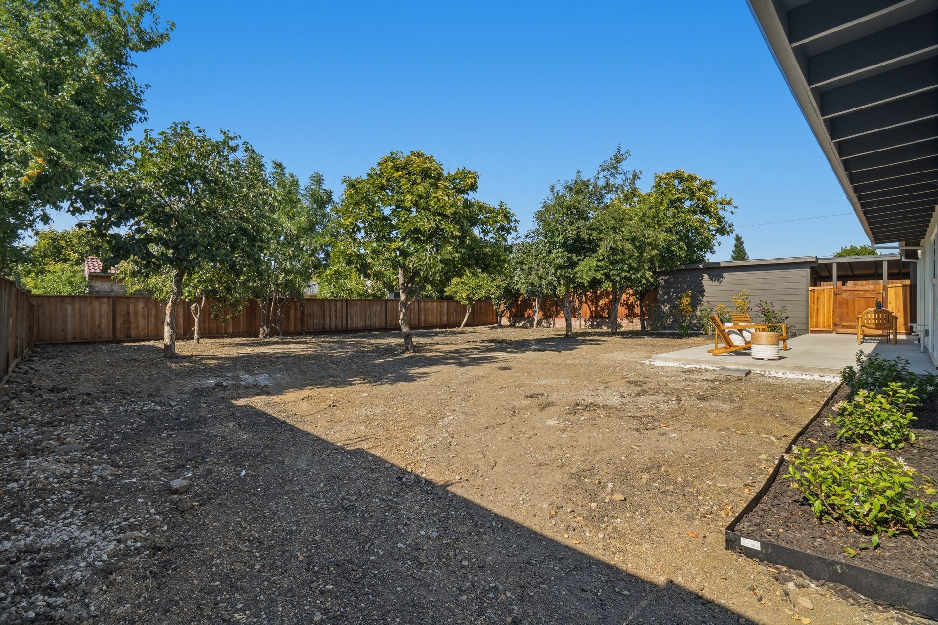 3111 Humbolt Avenue