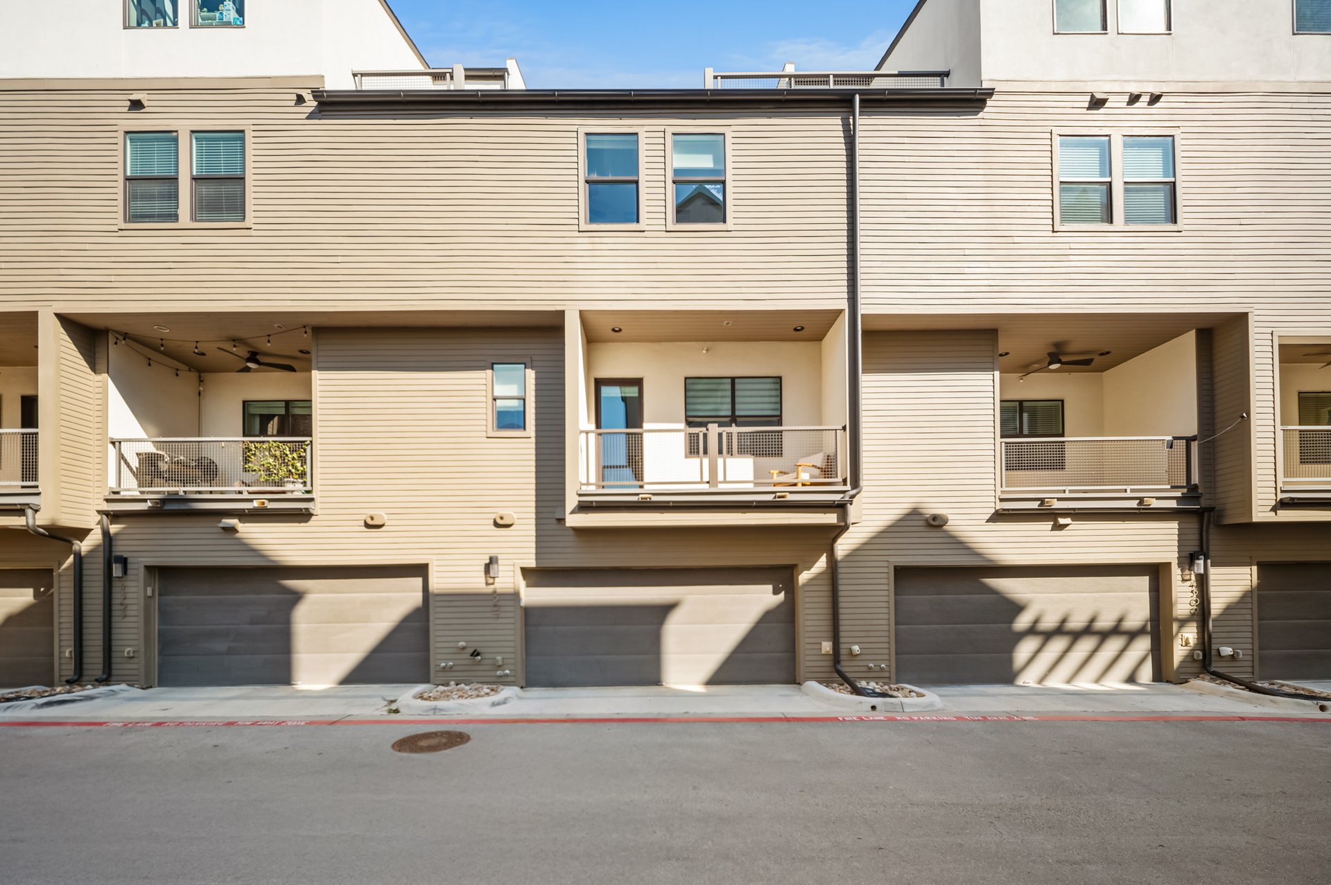 Handsome Townhome in The Grove 