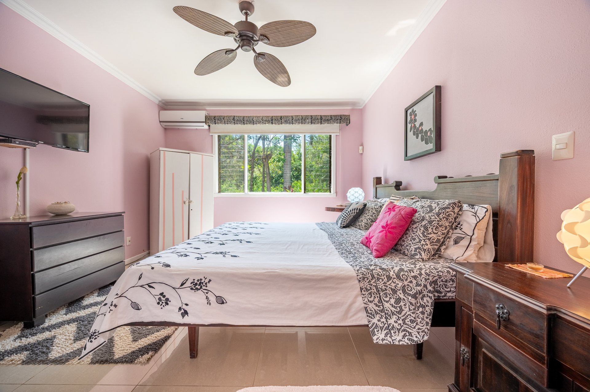 Pacific Beach Condo #2 | Prime Beachfront Location with Stunning Views