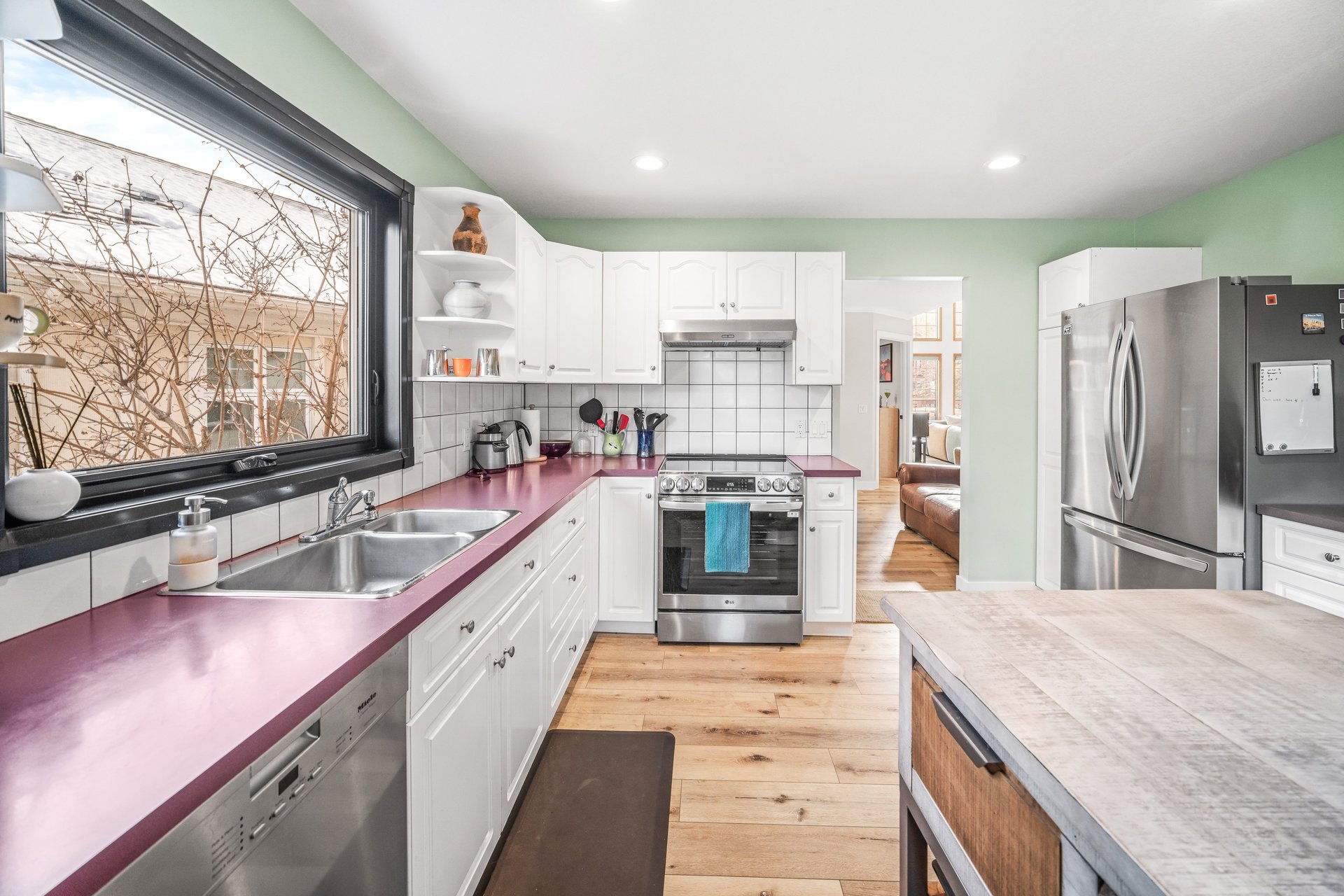 108 Lougheed Circle