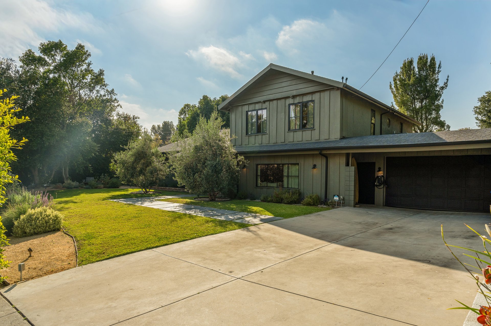 16727 Pineridge Drive