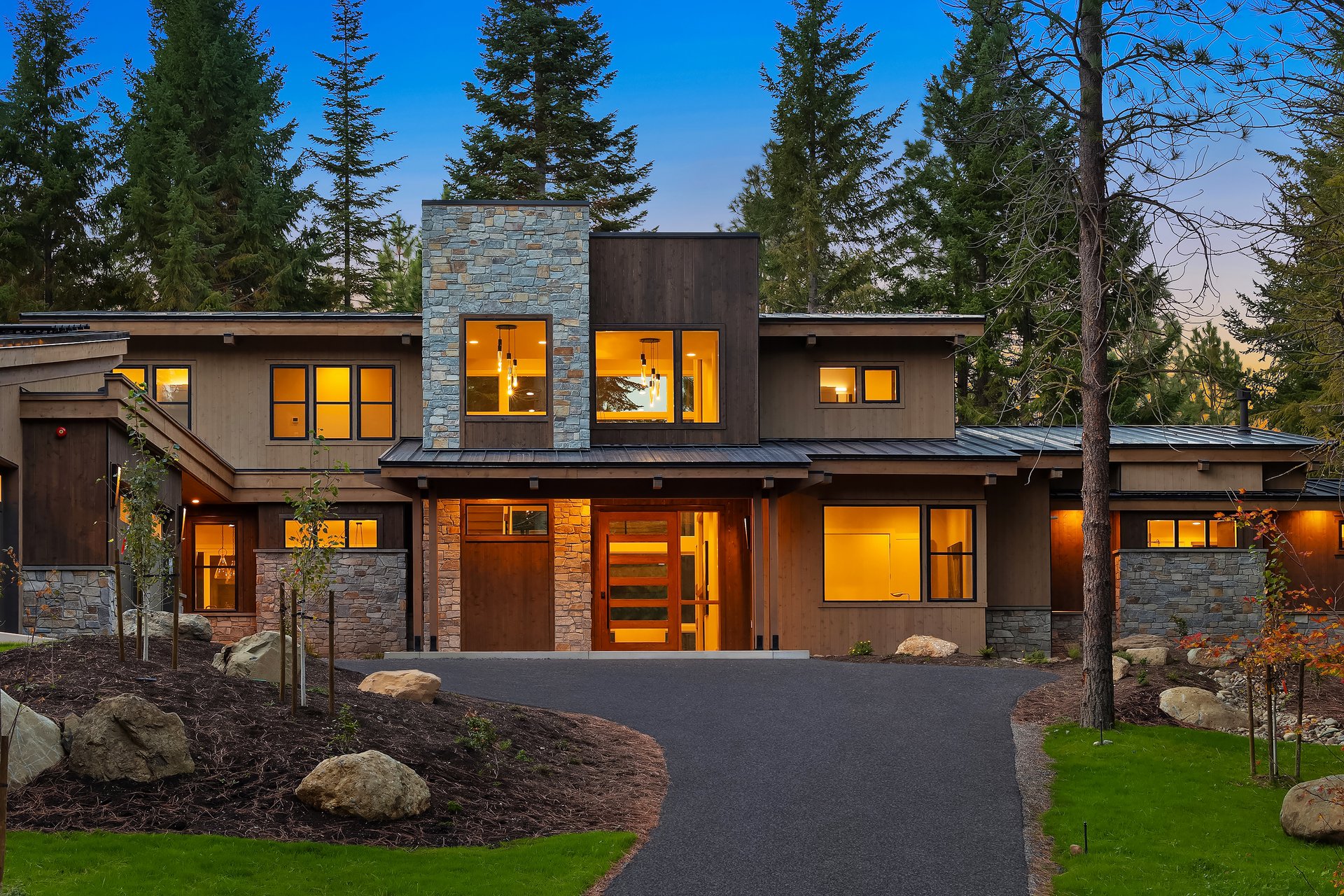 1130 Ruby King Loop