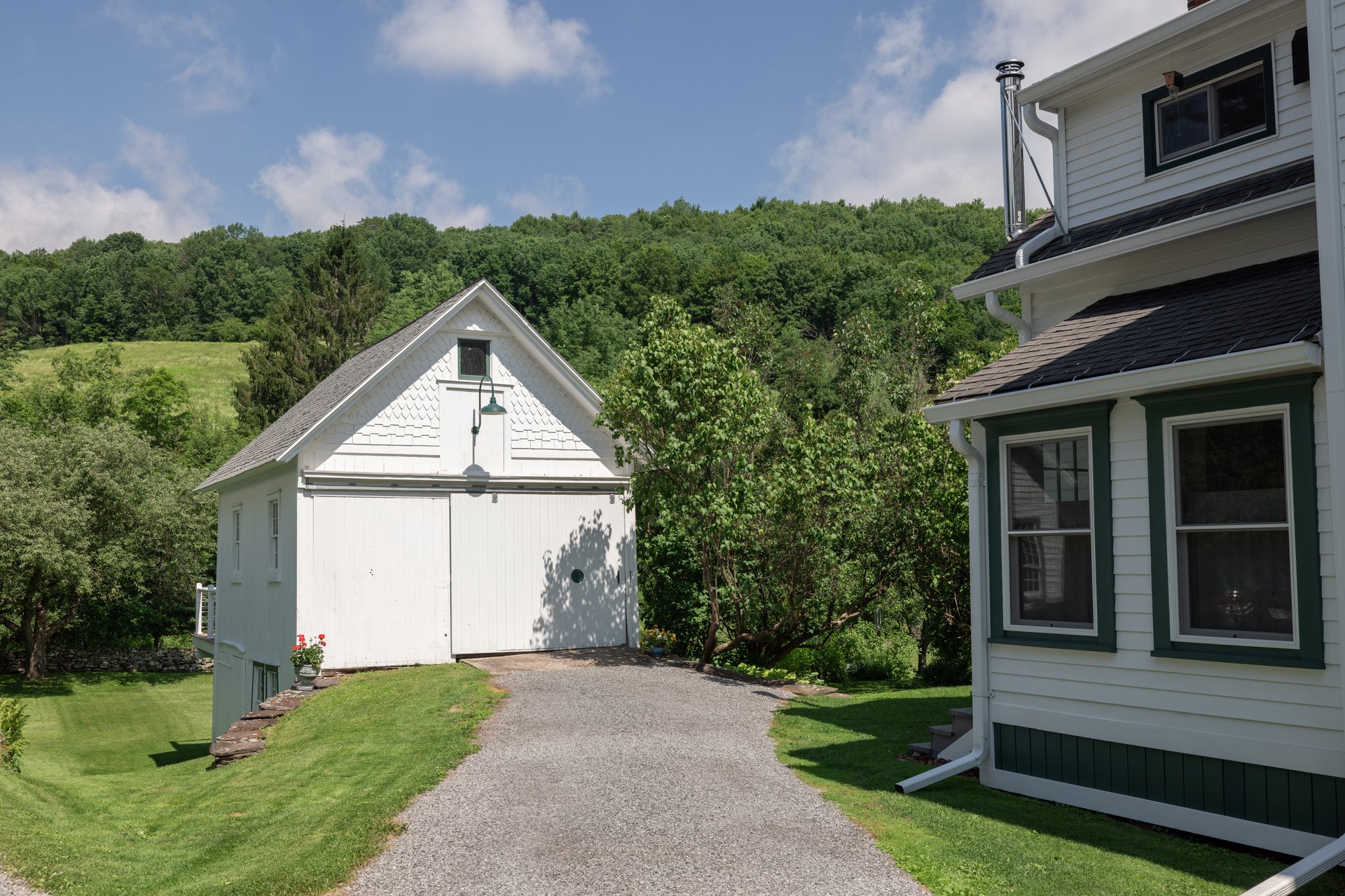 95 Maple Avenue