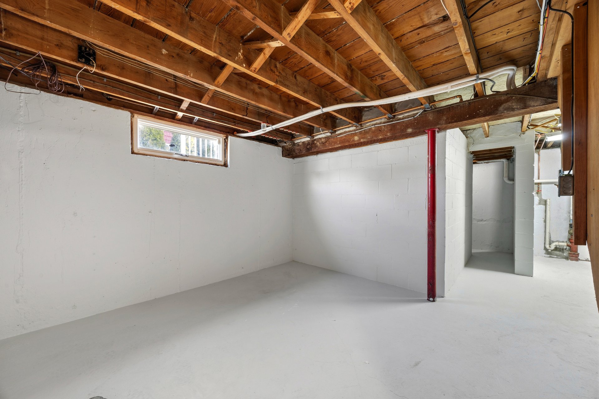 10 Meadowbrook Lane