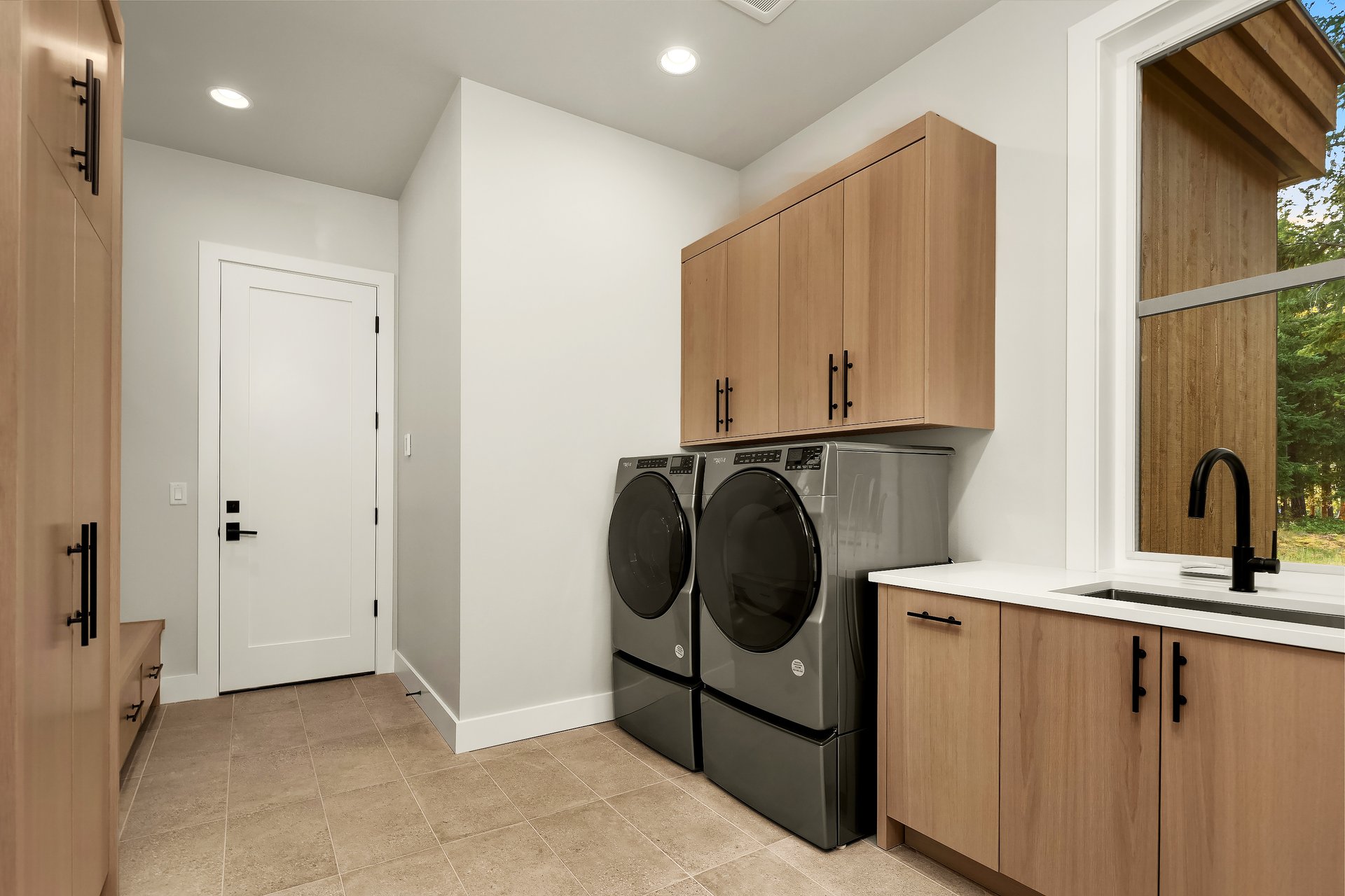 1130 Ruby King Loop