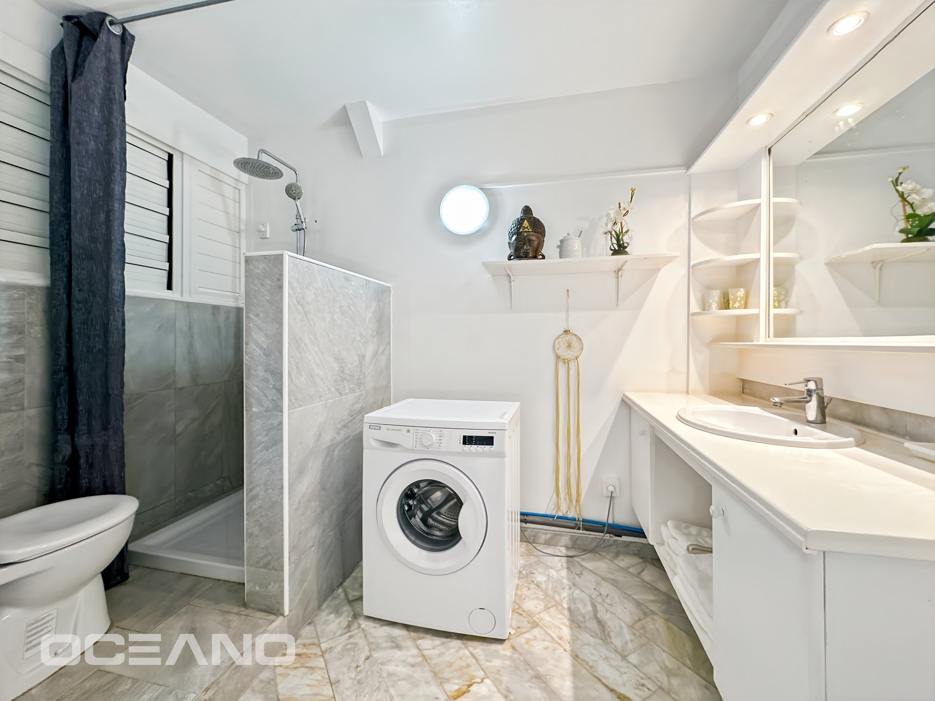 EXCLUSIVE : Sea View 2-Bedroom Apartment – IDOLEM Residence, Charm & Potential – IDOLEM Residence, Charm & Potential