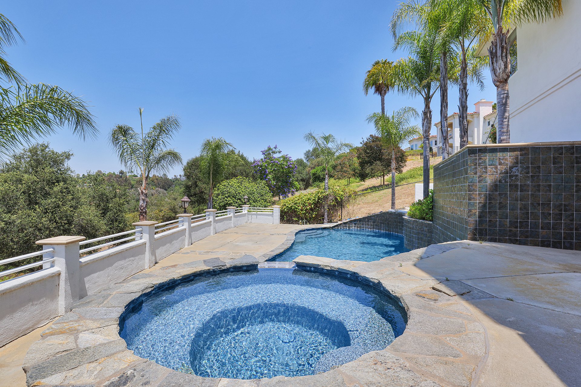 1303 Sycamore Heights