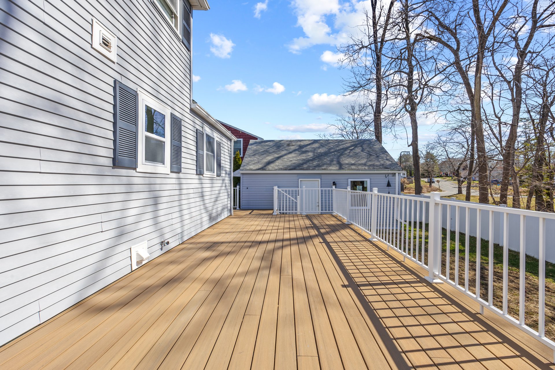 10 Meadowbrook Lane