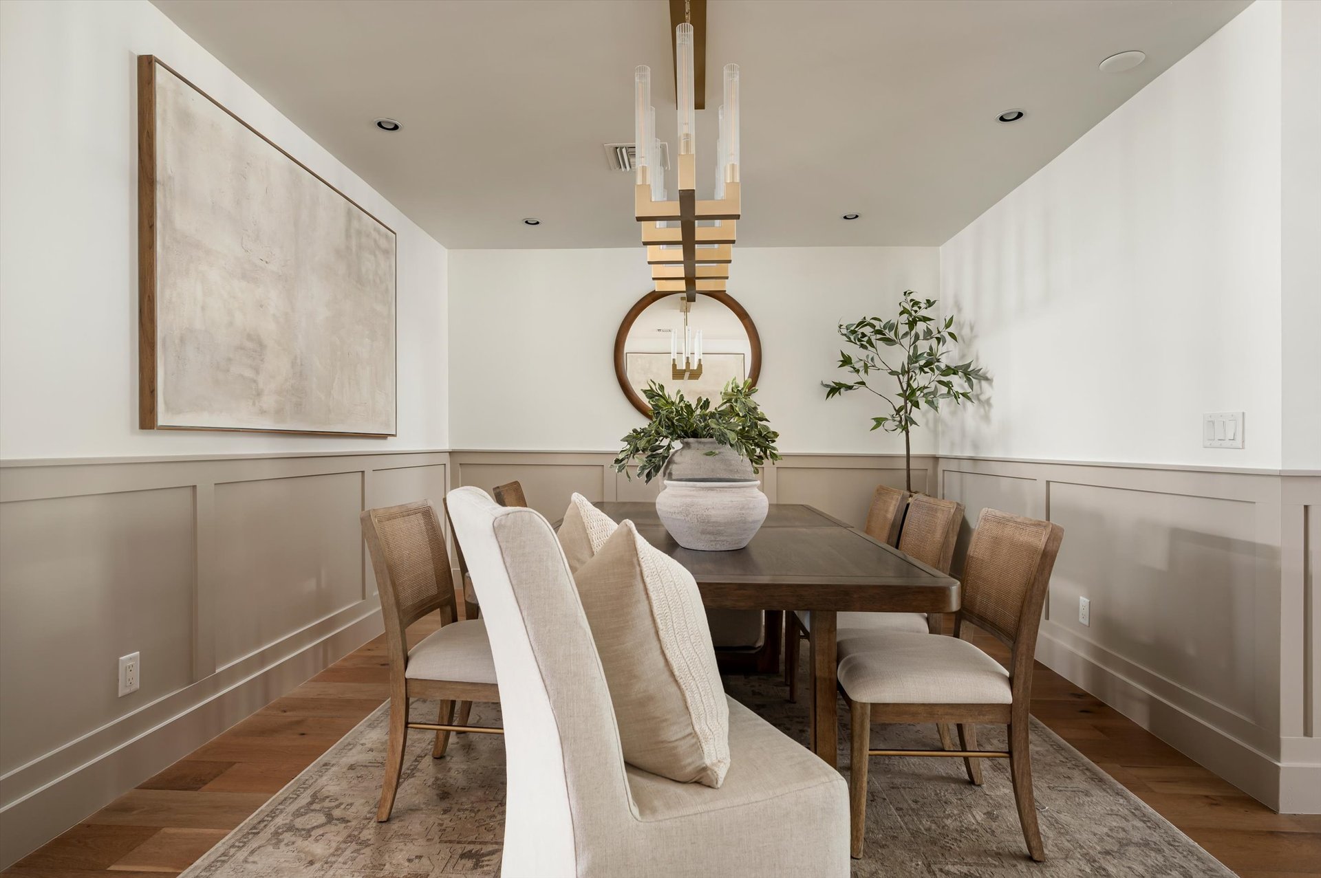3131 N 53RD Place