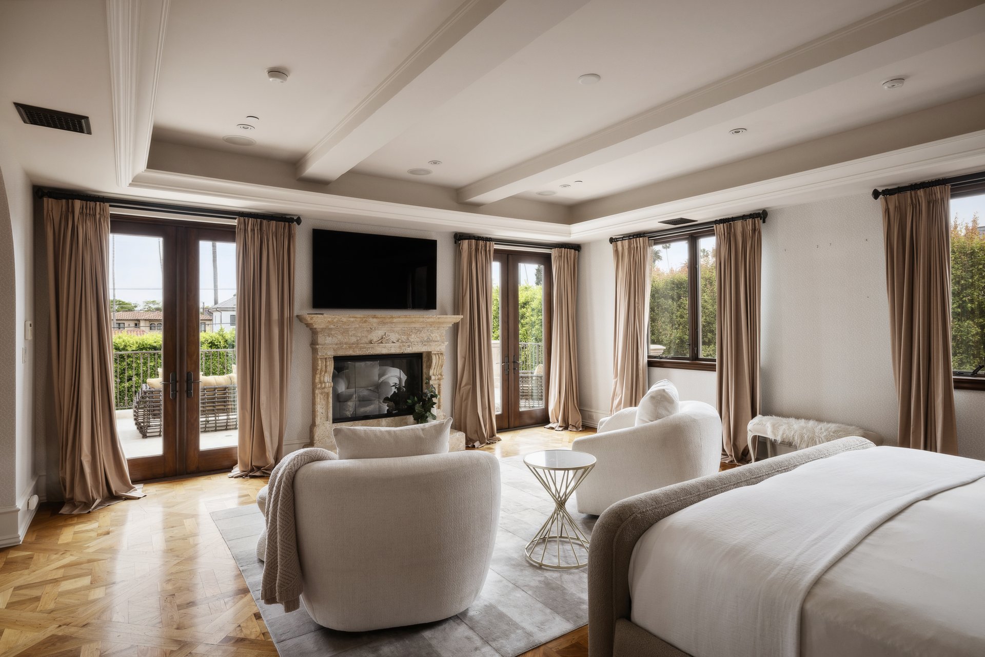 617 N Camden Dr, Beverly Hills