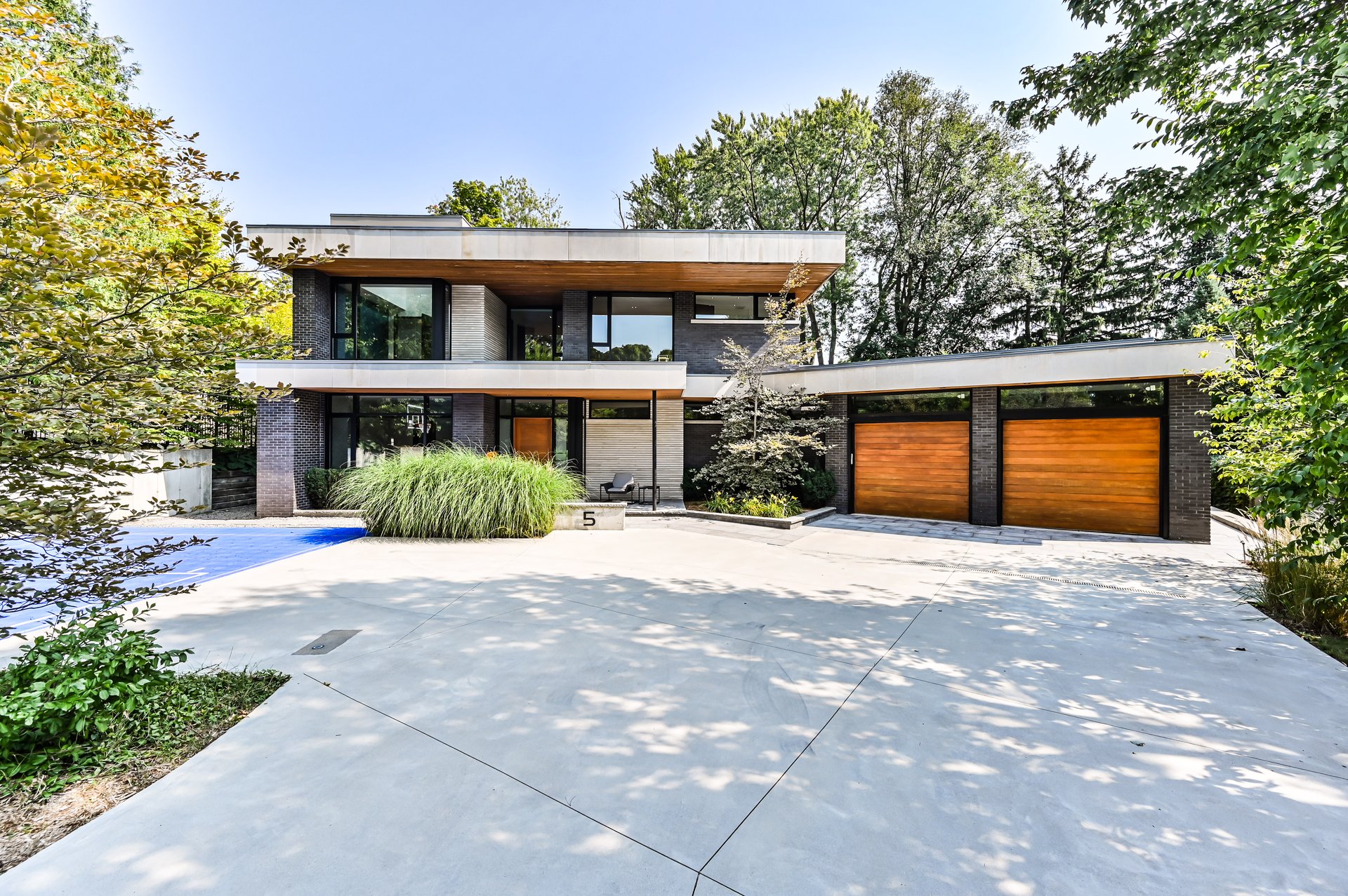 5 Pheasant Lane