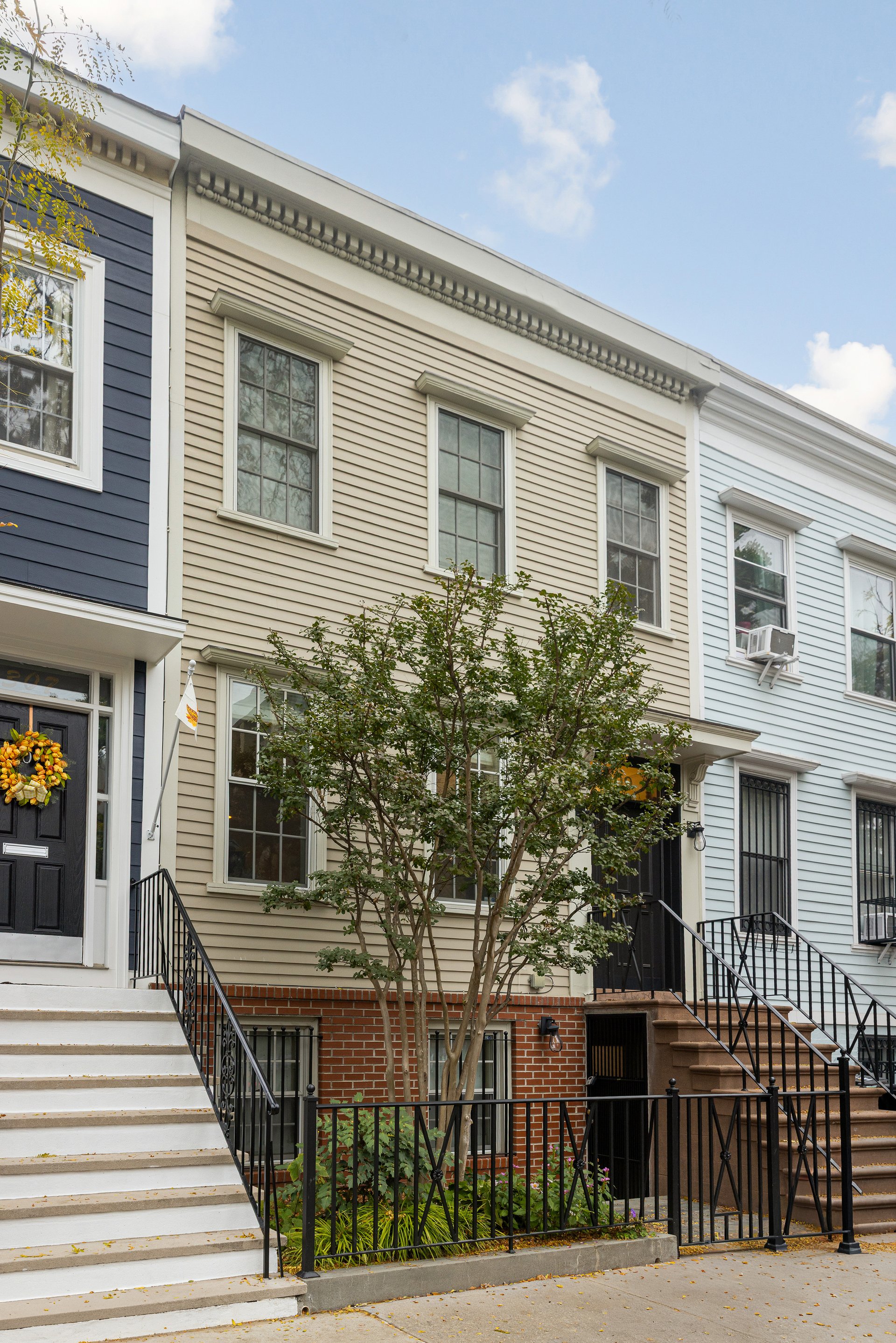 309 Pacific Street